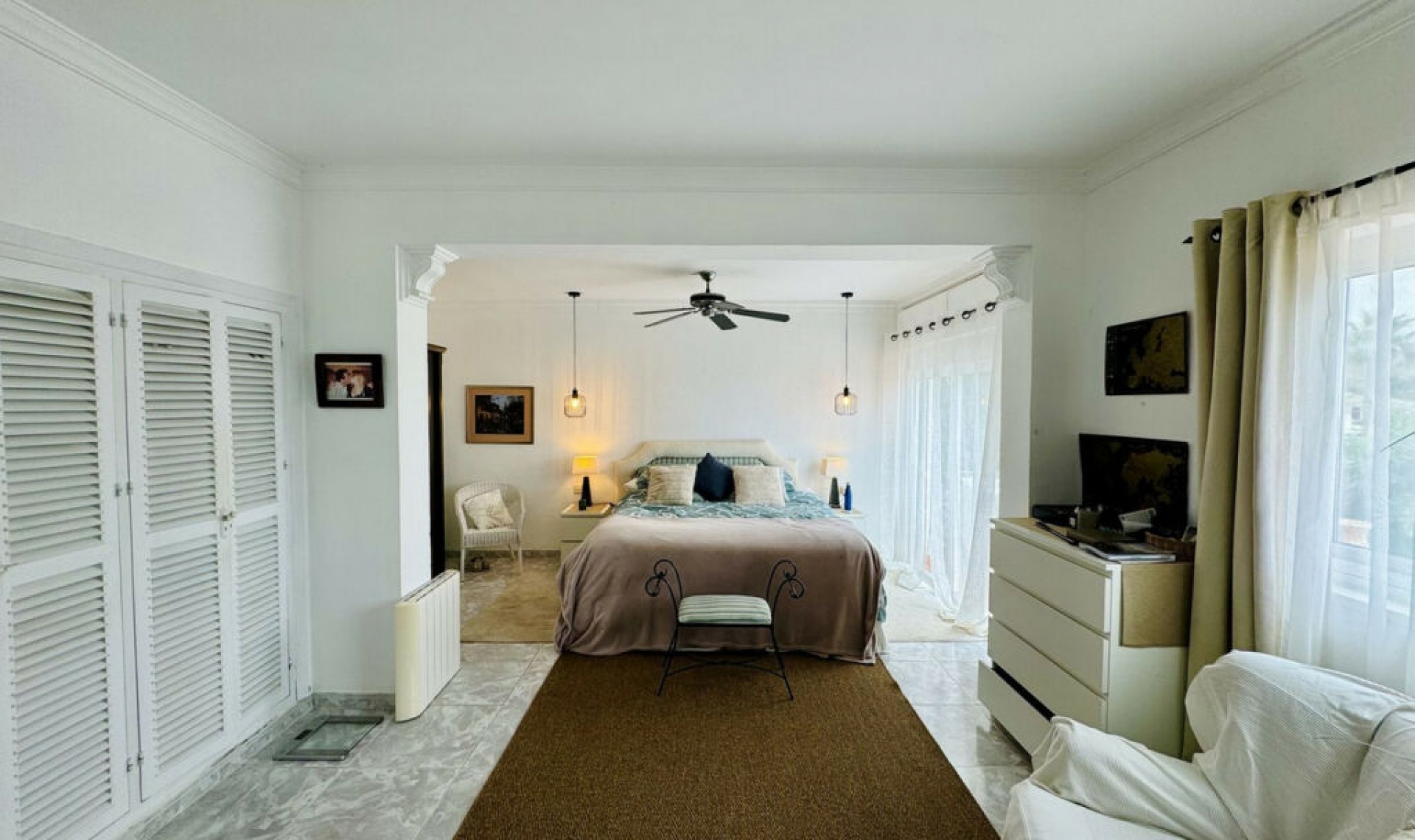 Resale - House -
Mijas