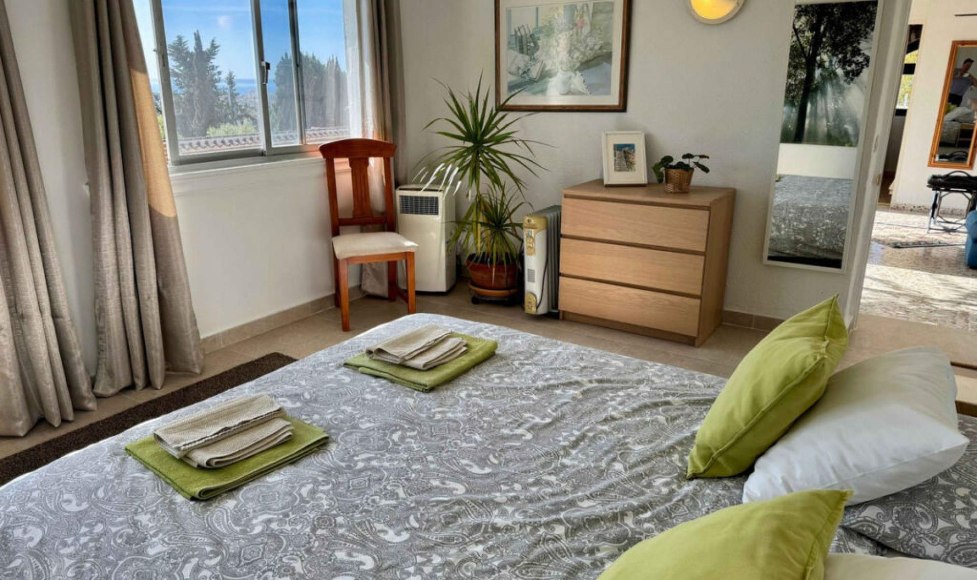 Resale - House -
Mijas