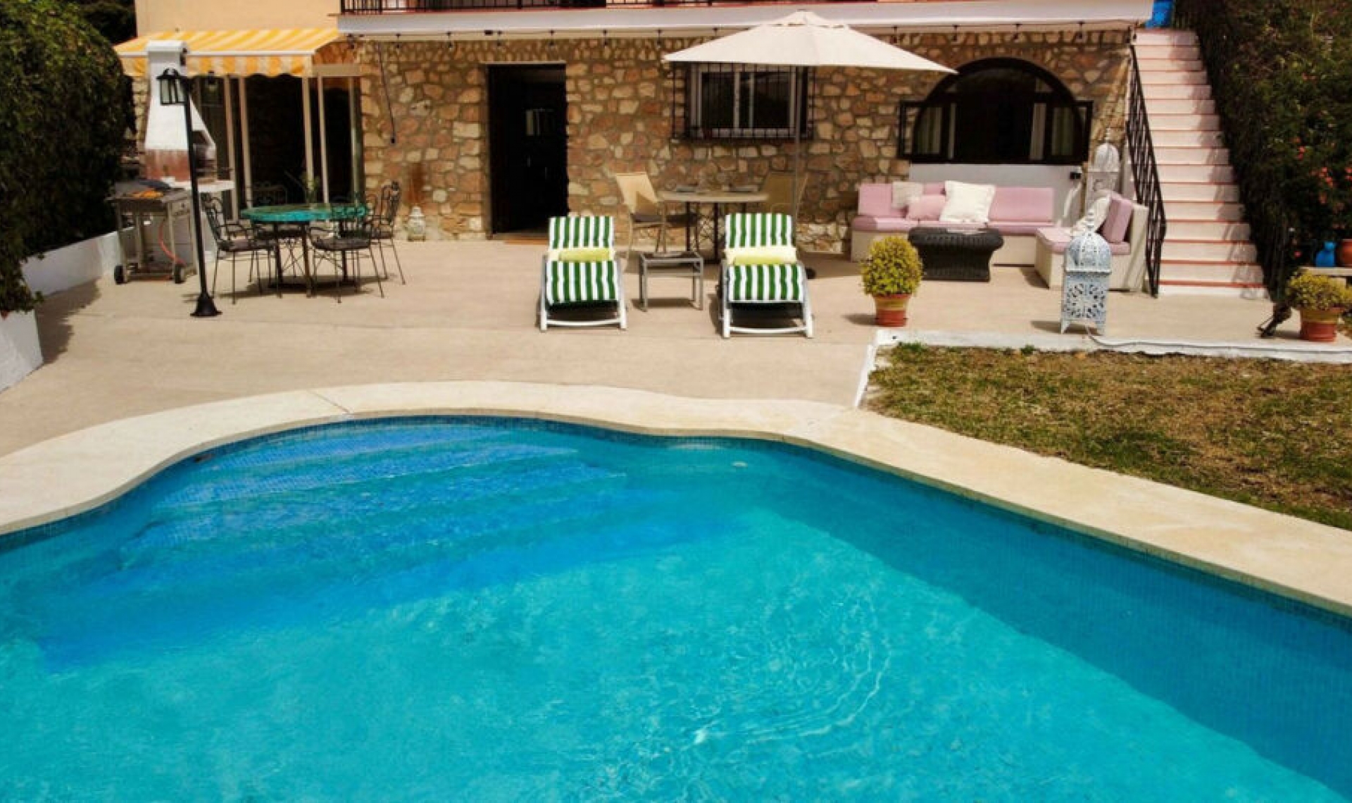 Resale - House -
Mijas