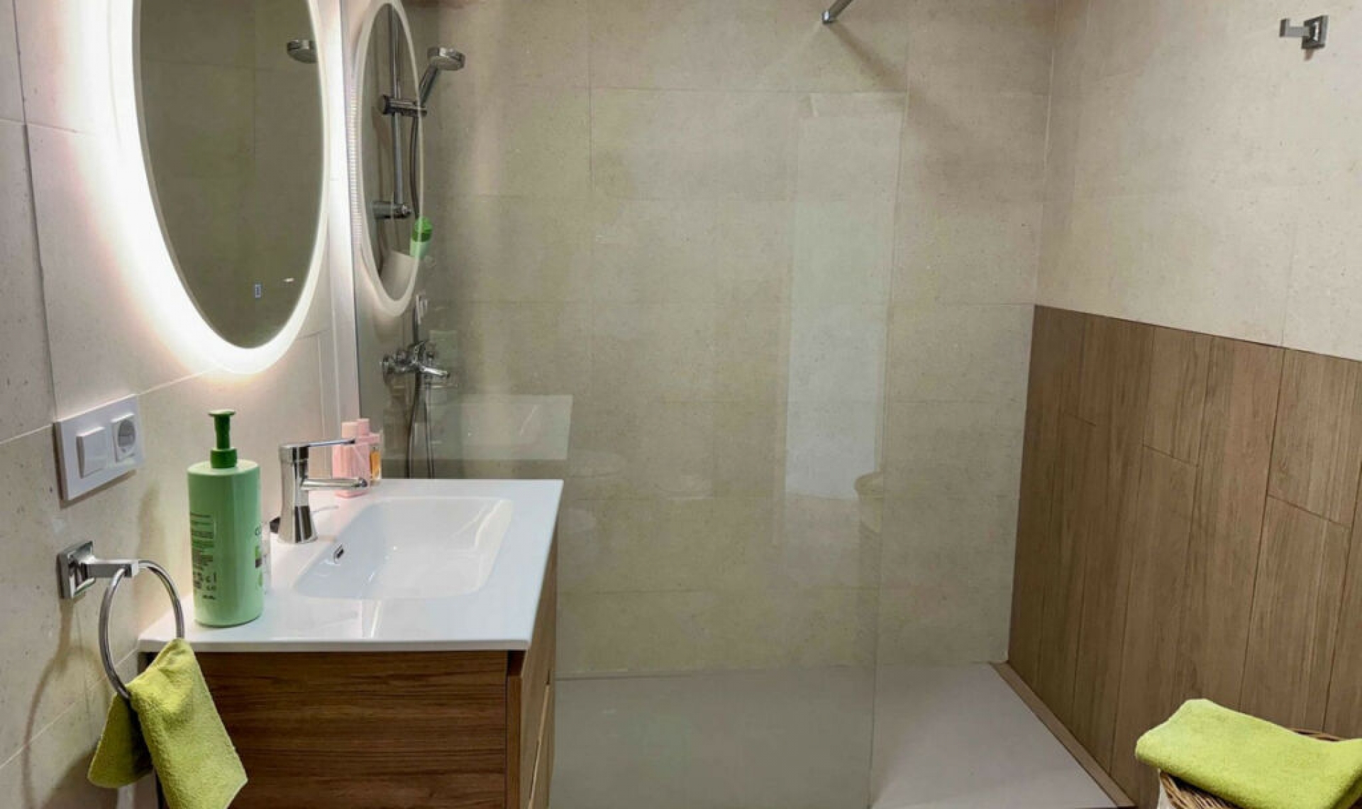 Resale - House -
Mijas