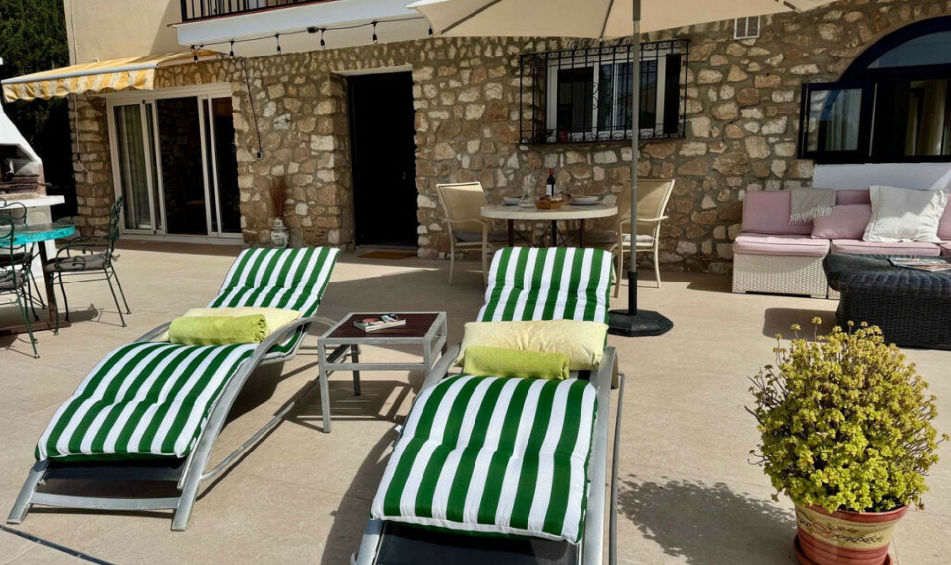 Resale - House -
Mijas