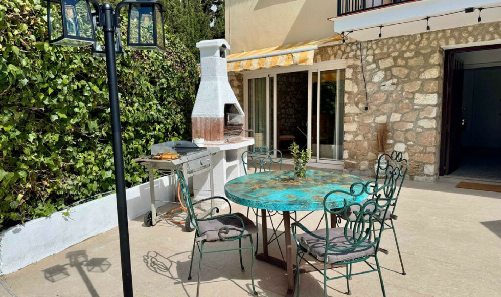 Resale - House -
Mijas