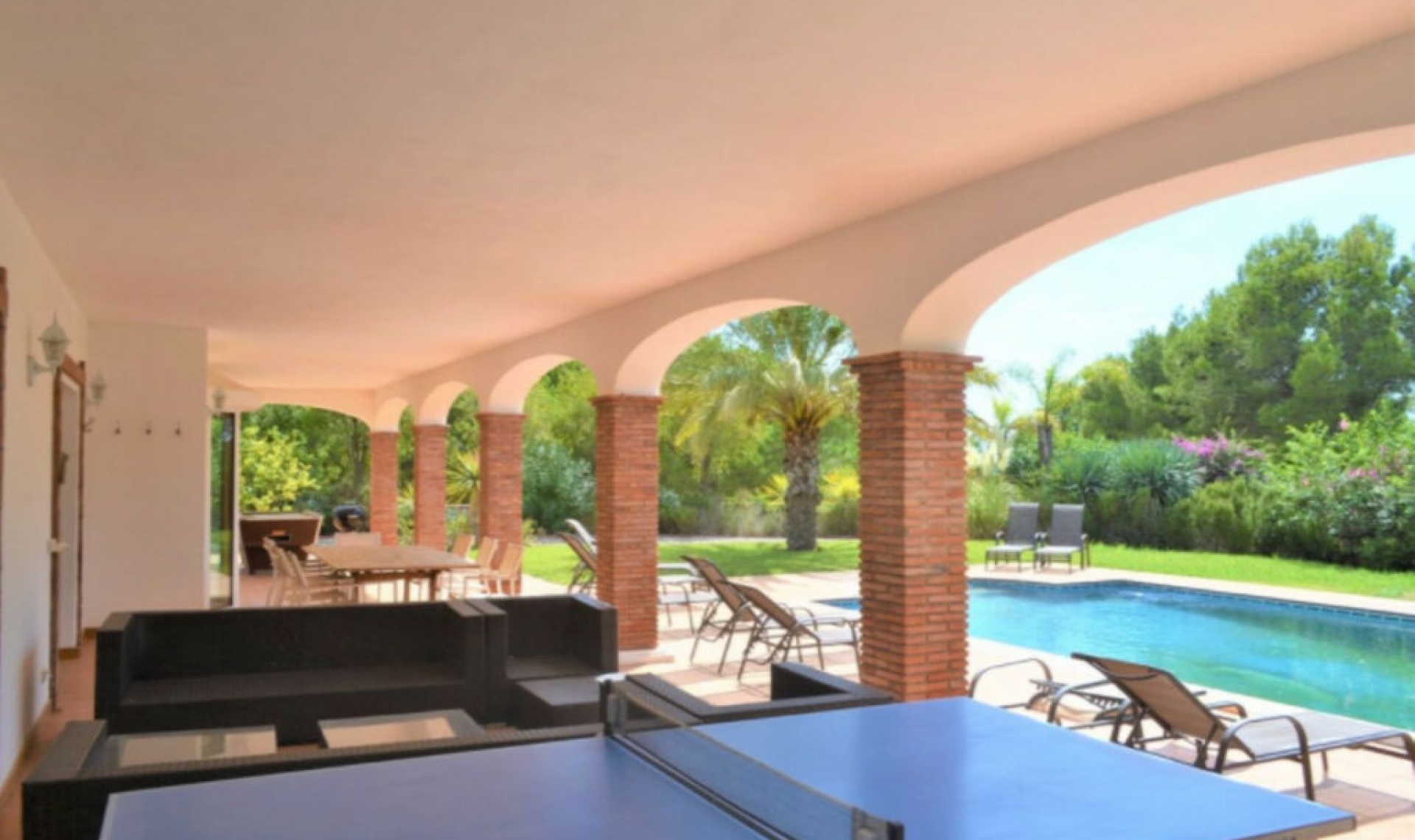 Resale - House -
Mijas