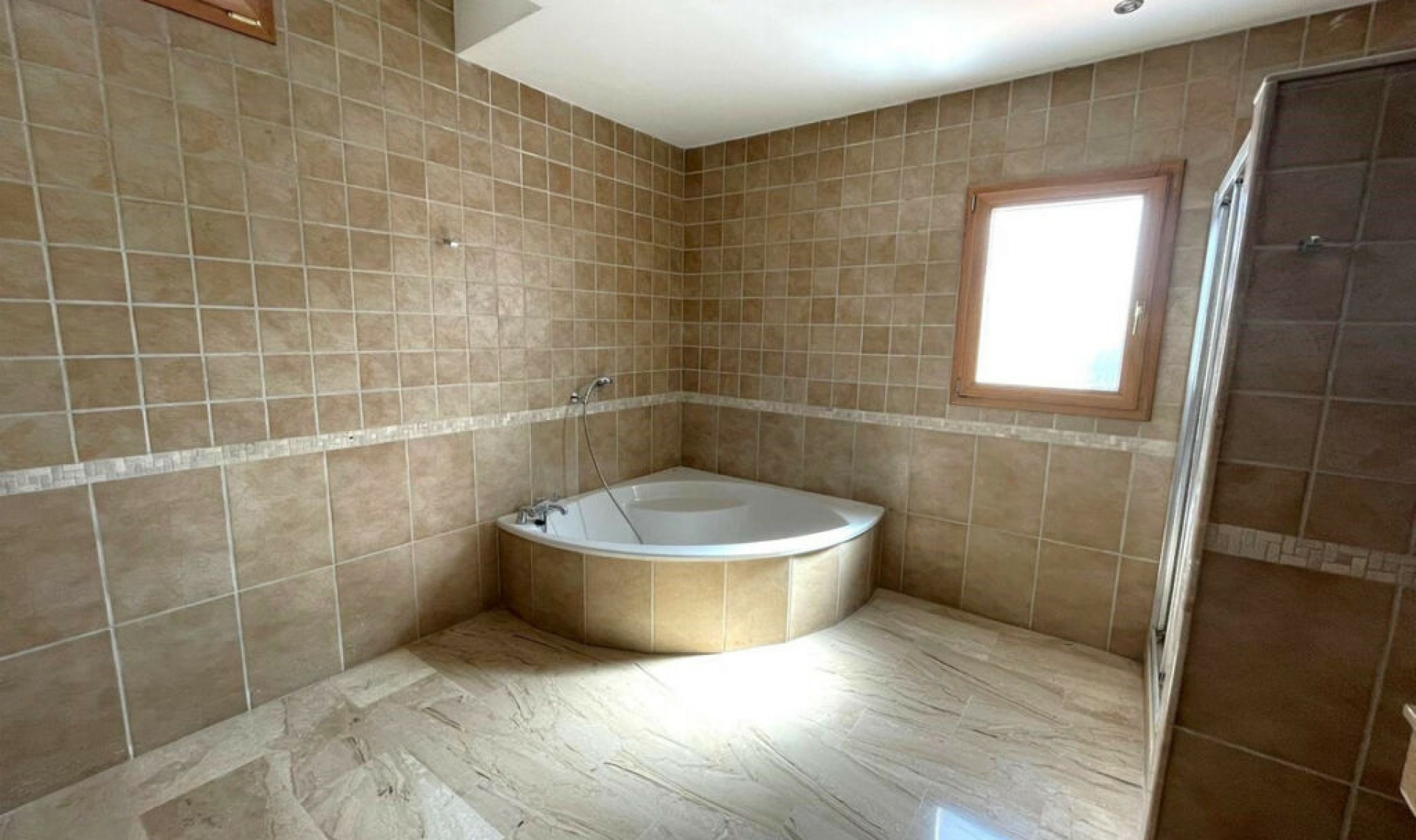 Resale - House -
Mijas