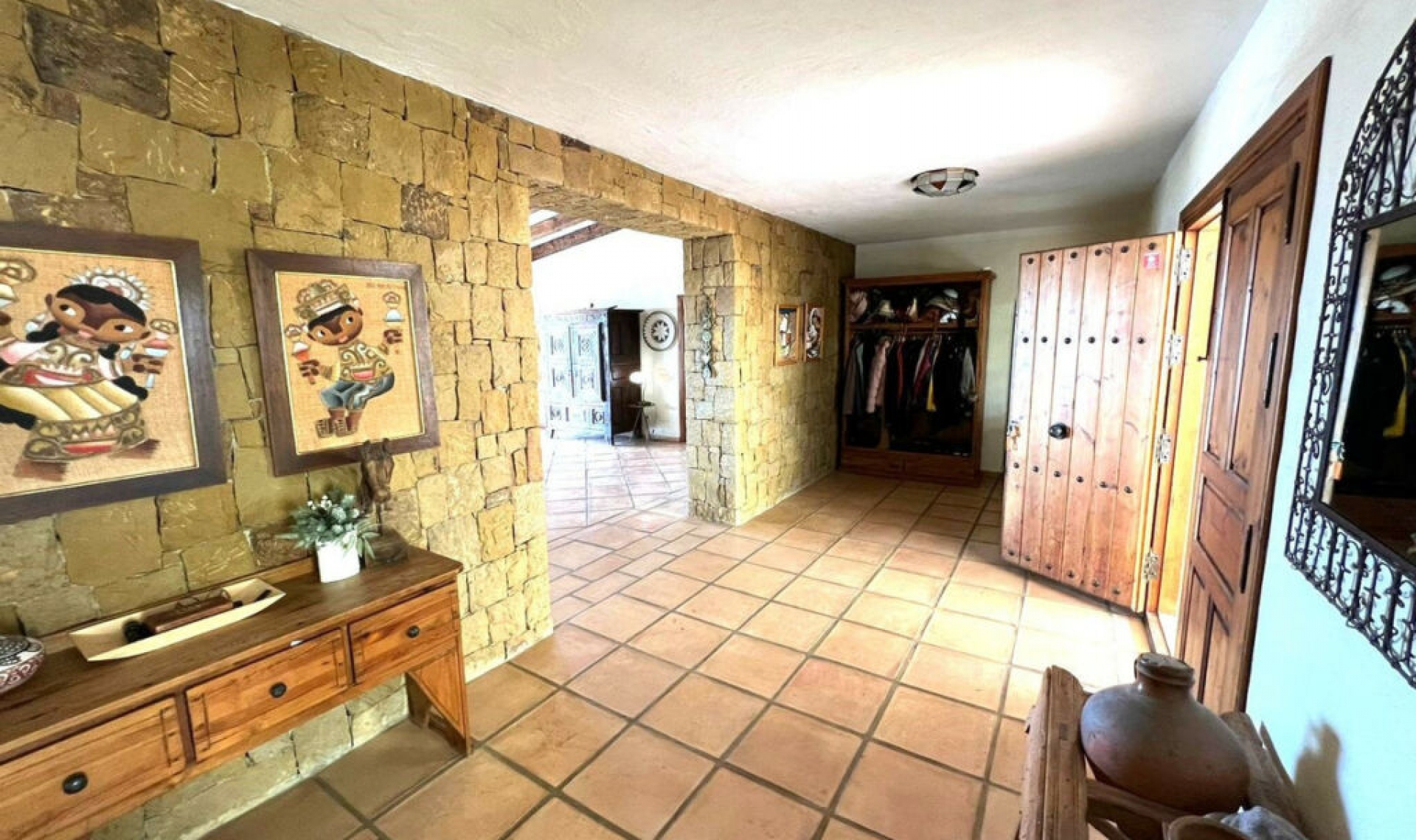 Resale - House -
Mijas