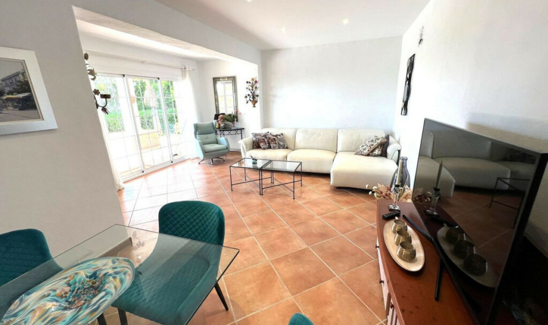 Resale - House -
Mijas