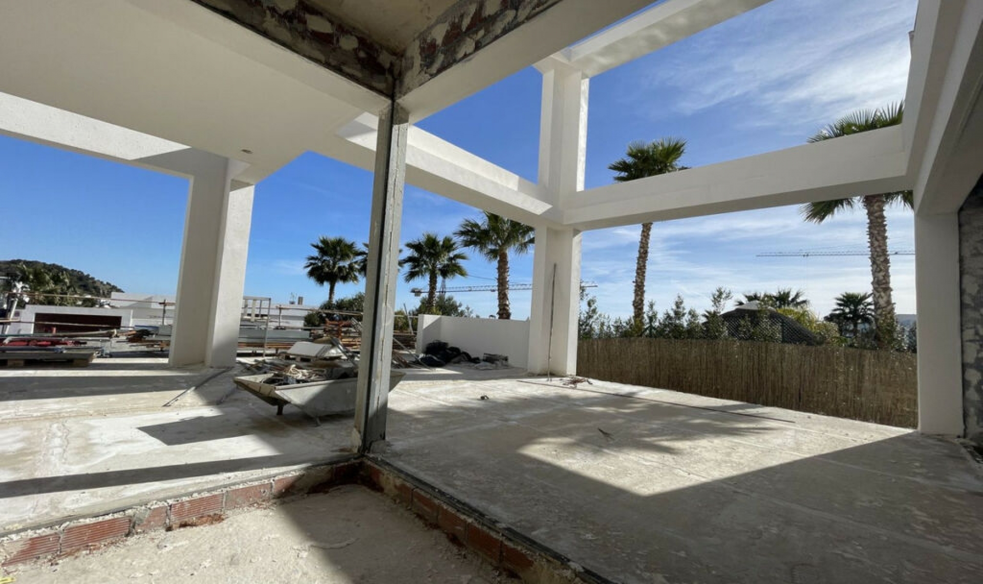 Resale - House -
Mijas