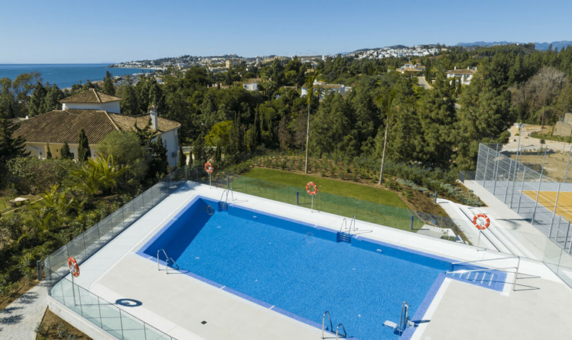Resale - House -
Mijas