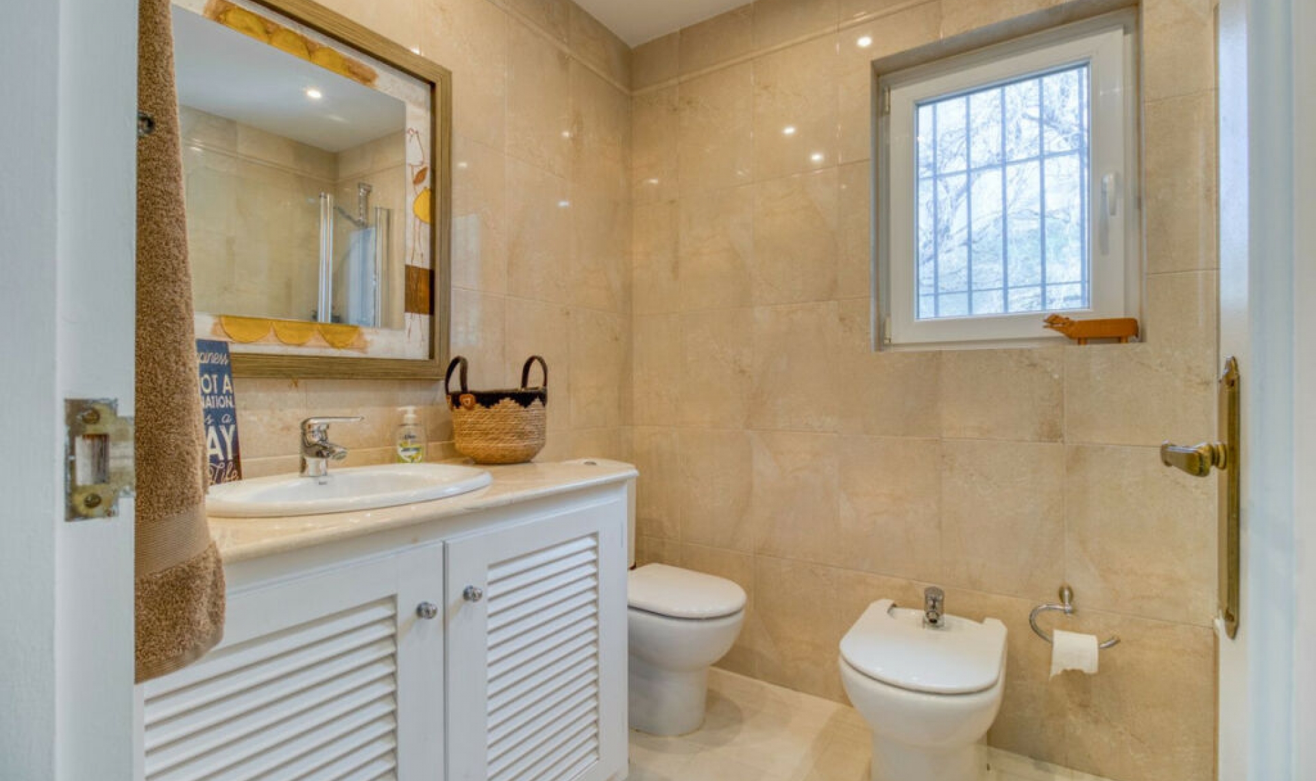 Resale - House -
Mijas