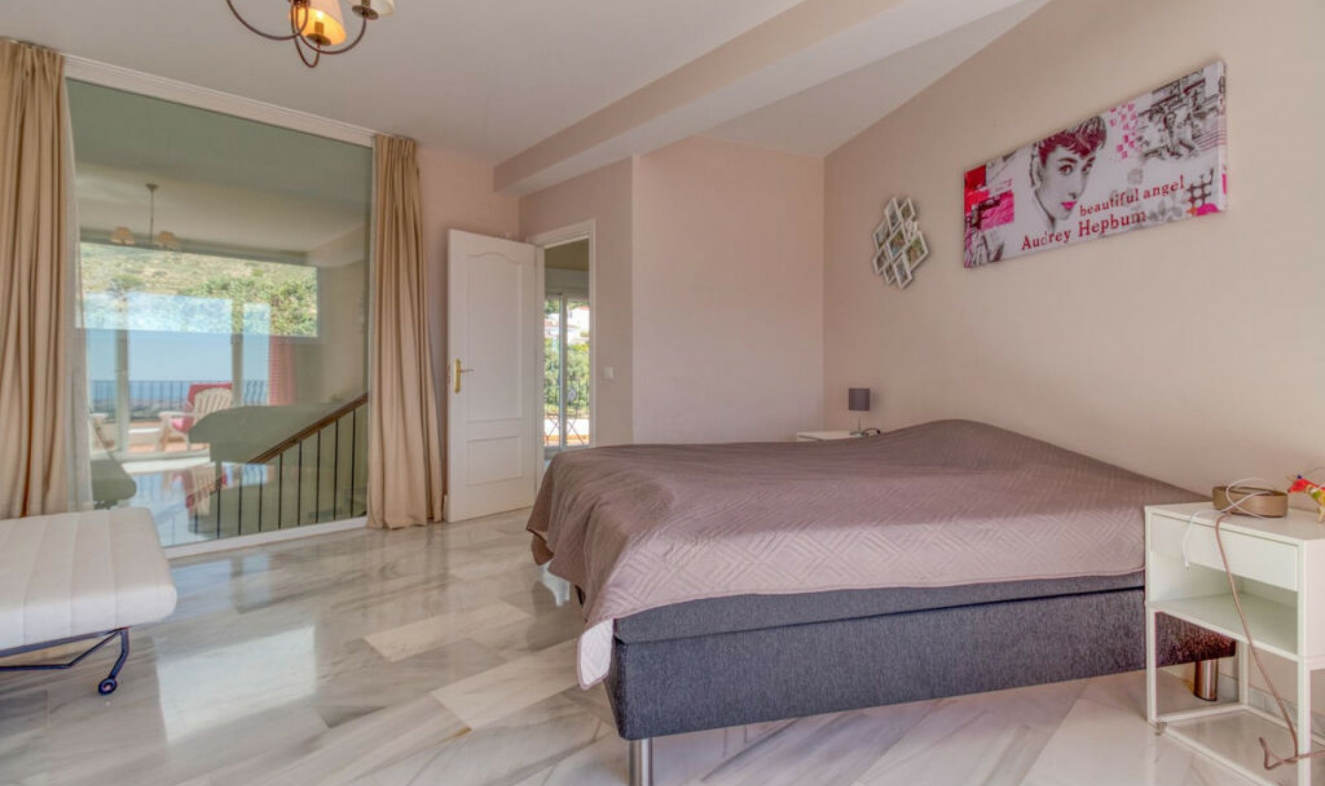 Resale - House -
Mijas
