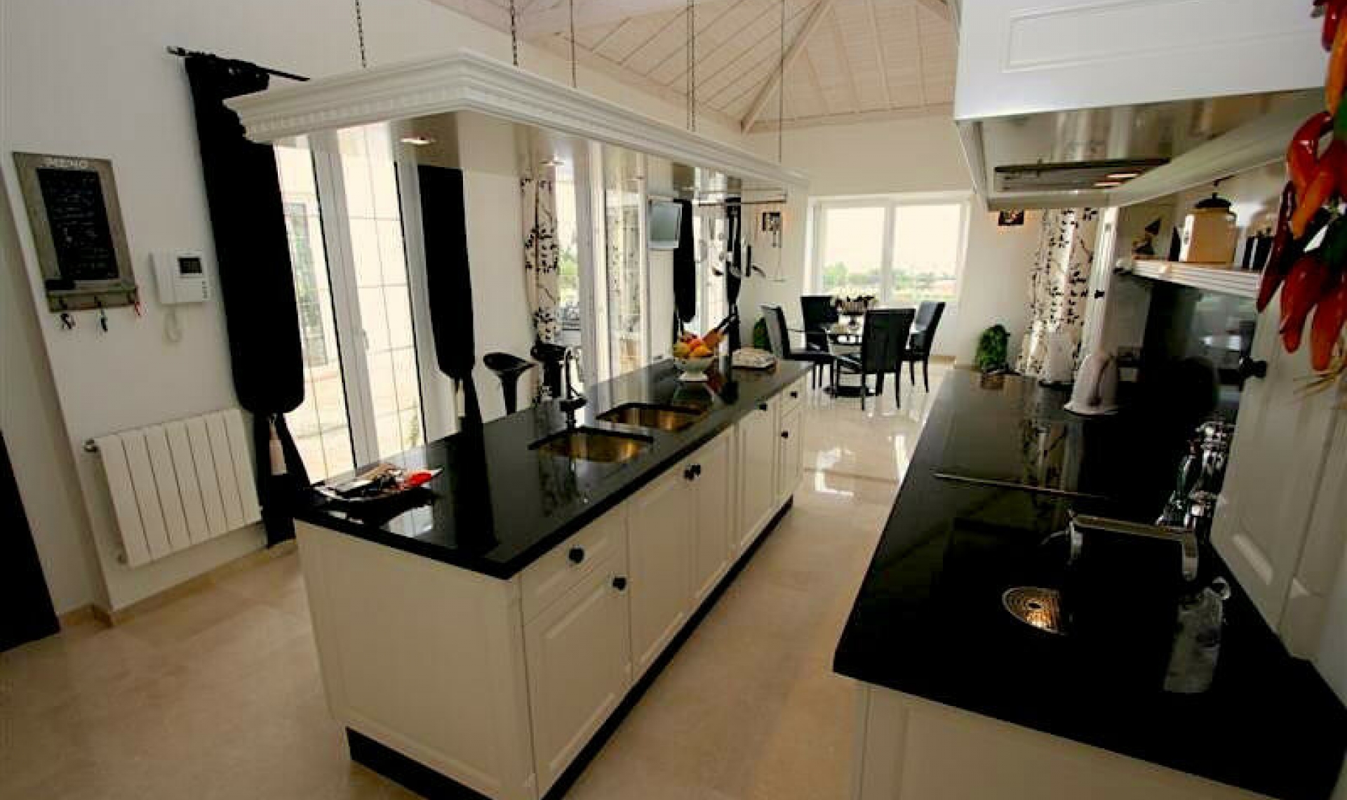 Resale - House -
Mijas