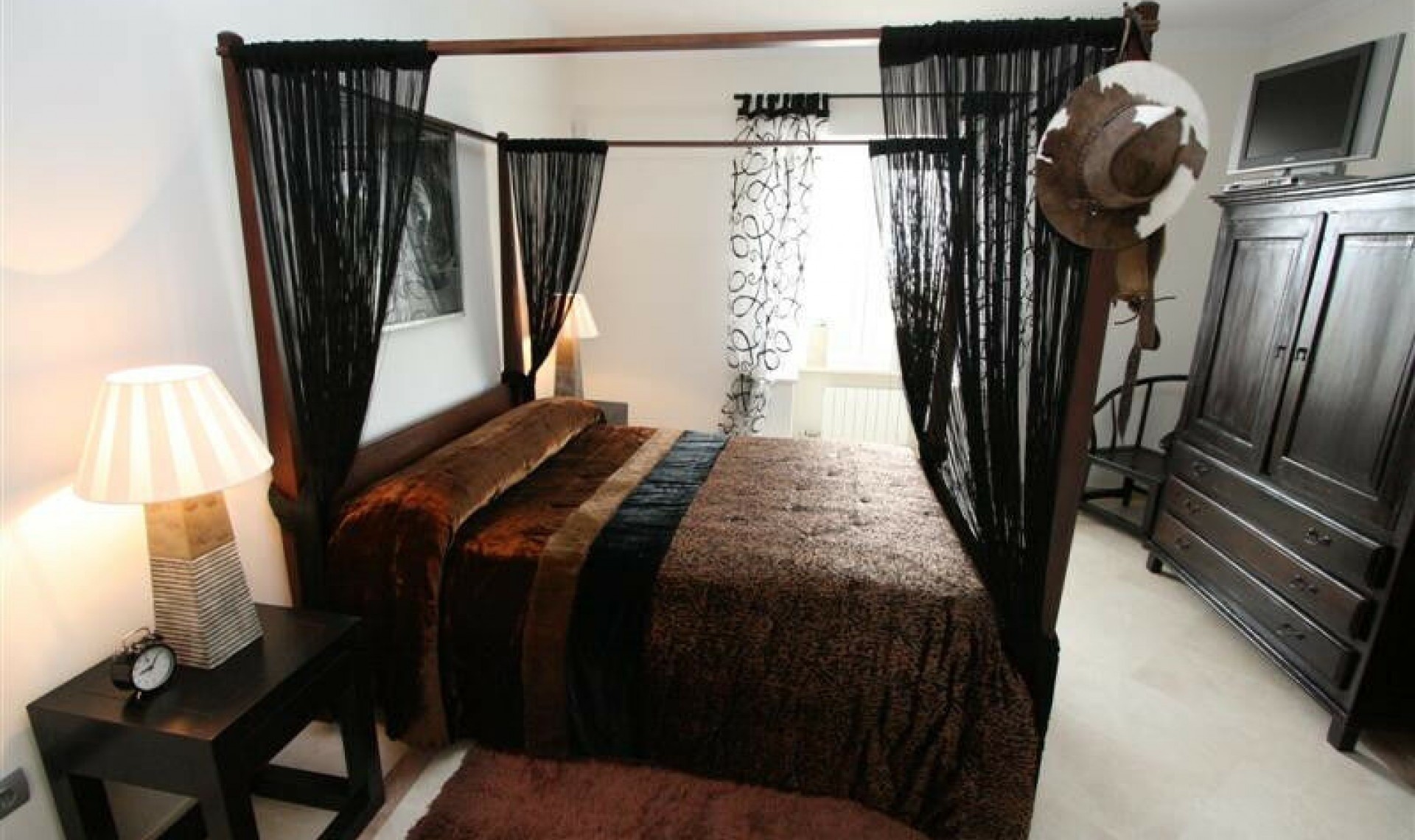 Resale - House -
Mijas