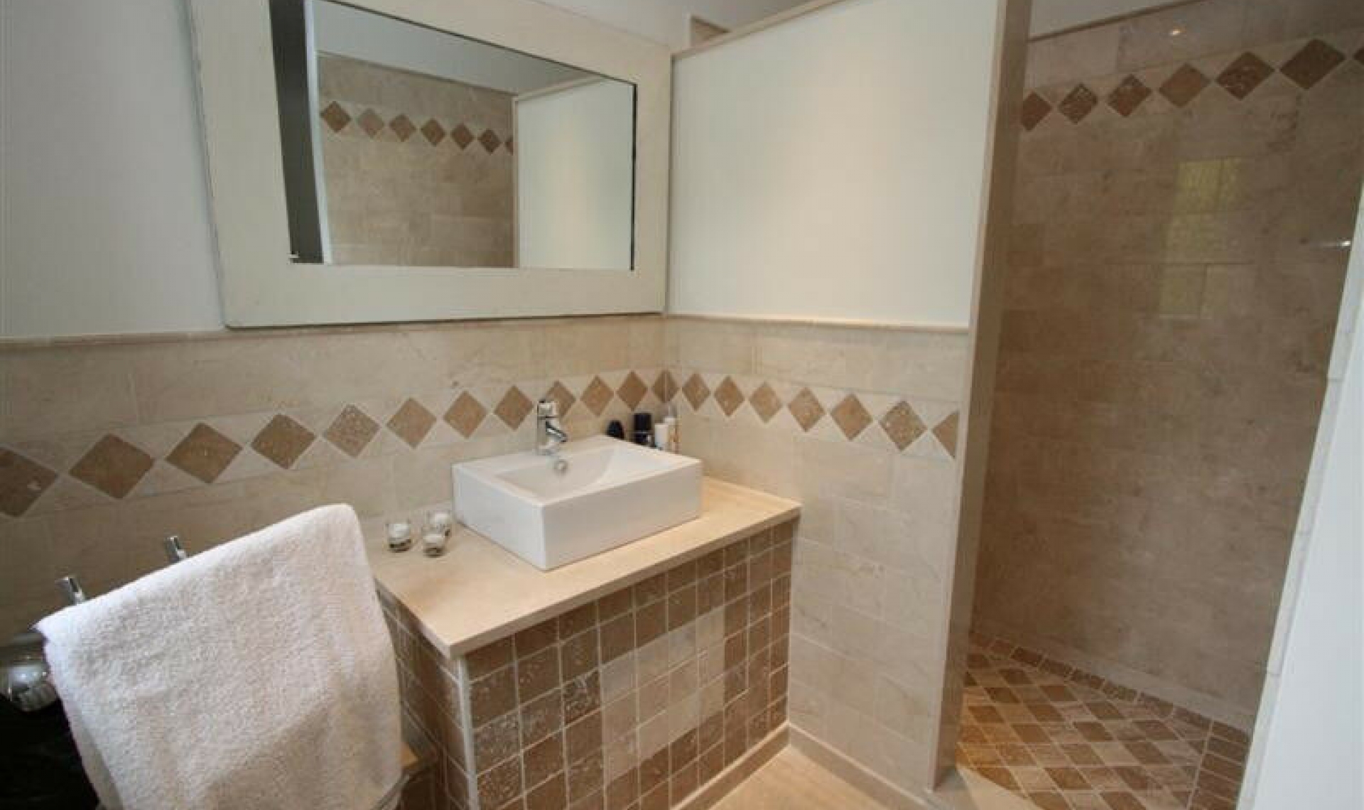 Resale - House -
Mijas