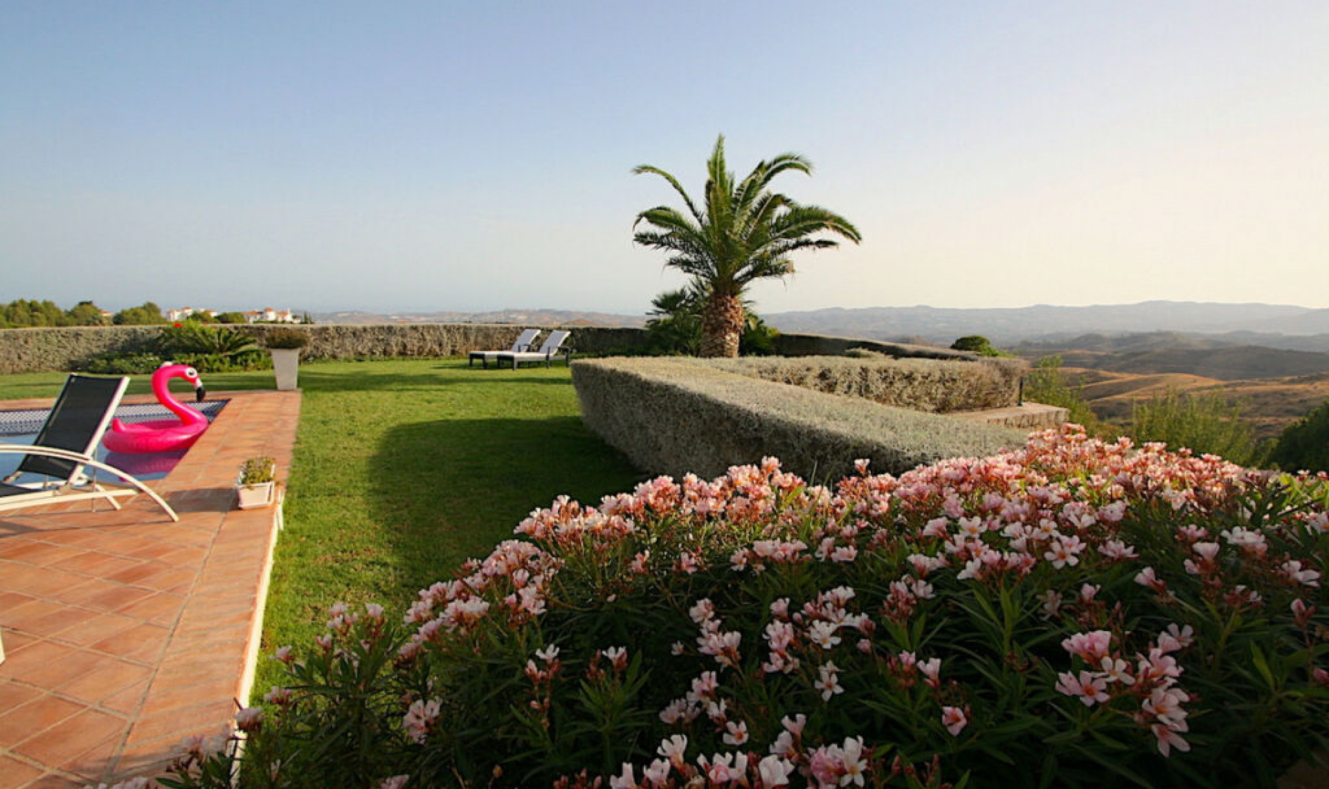 Resale - House -
Mijas