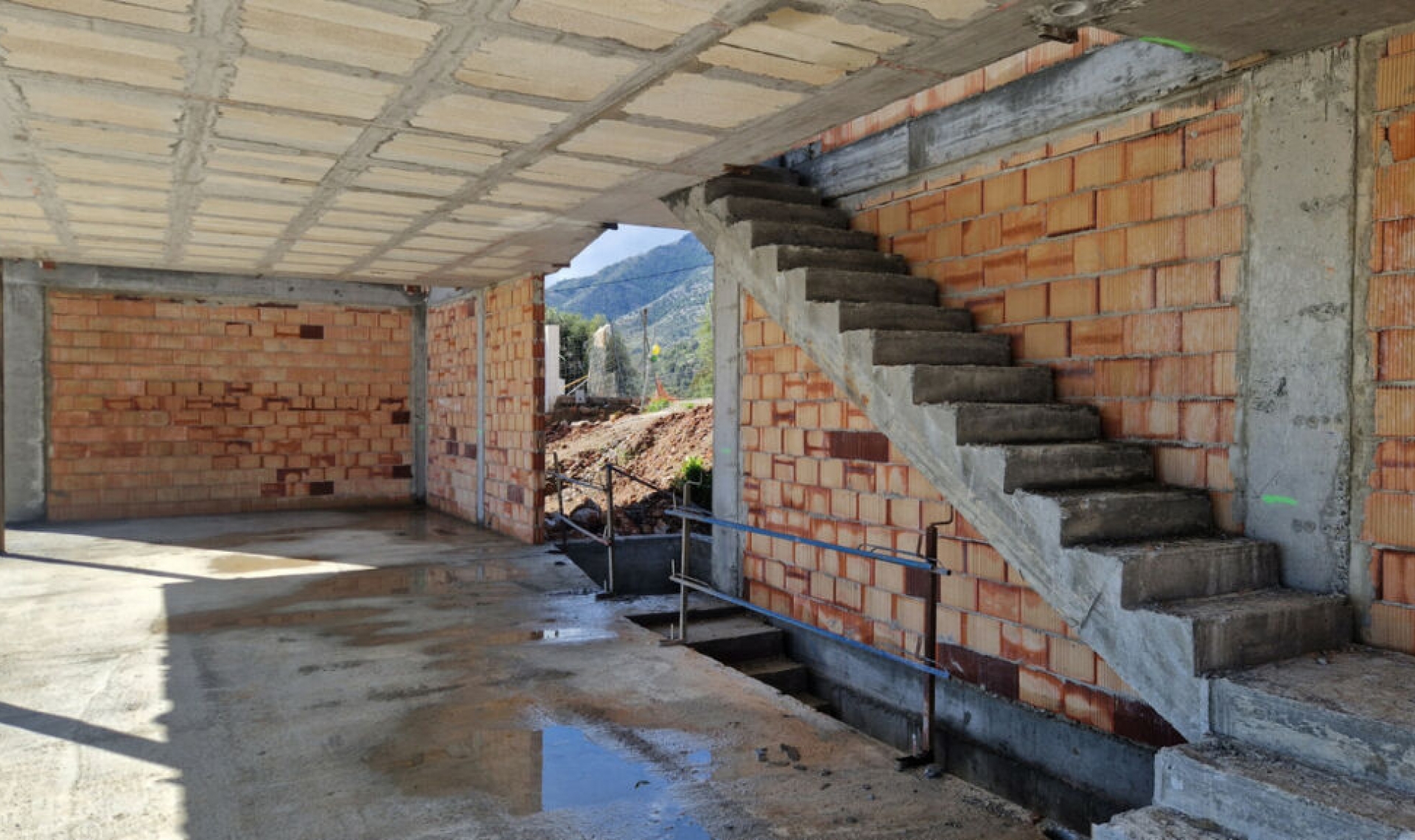 Resale - House -
Mijas