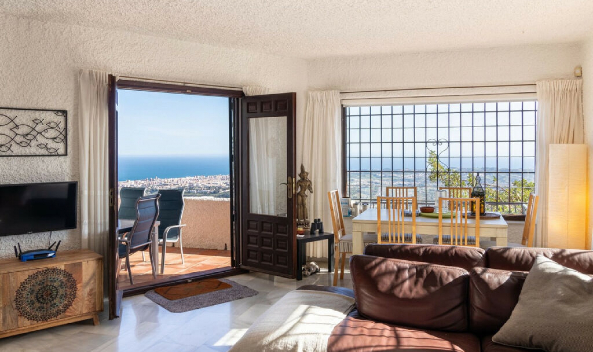 Resale - House -
Mijas