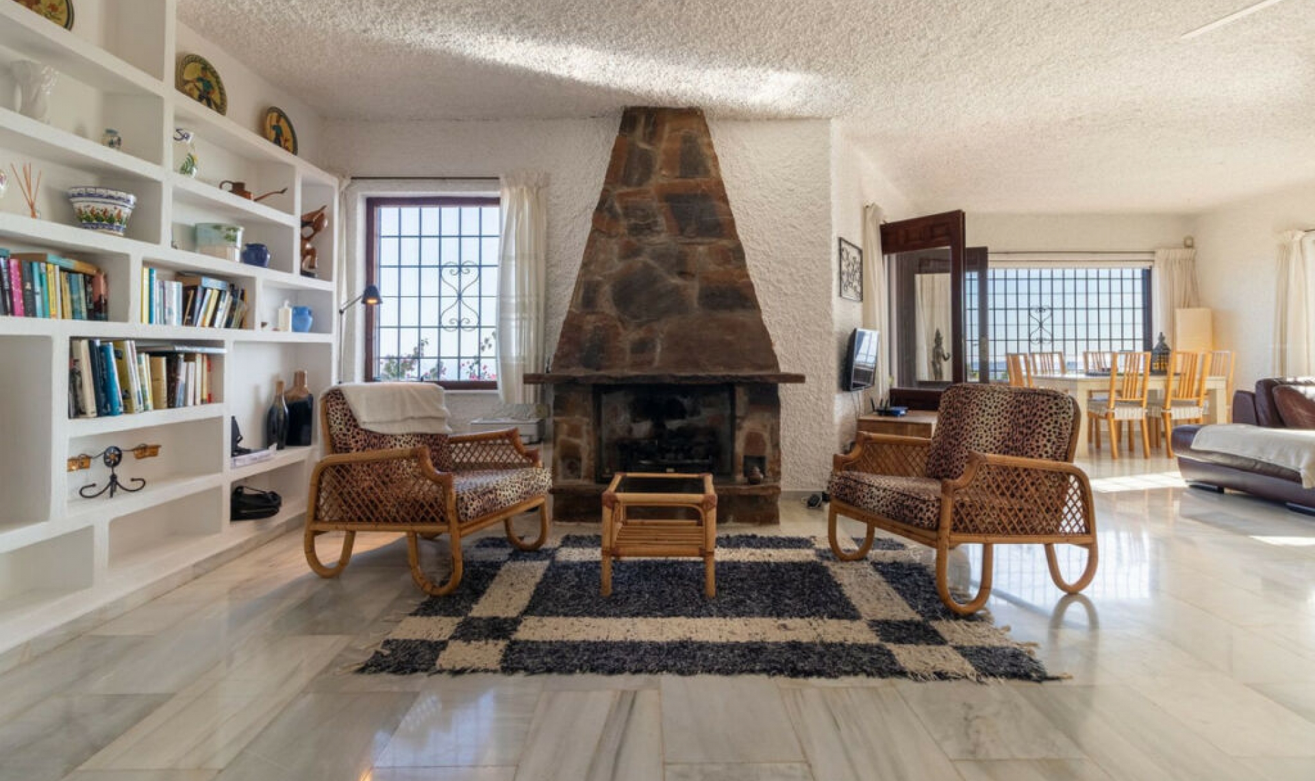 Resale - House -
Mijas