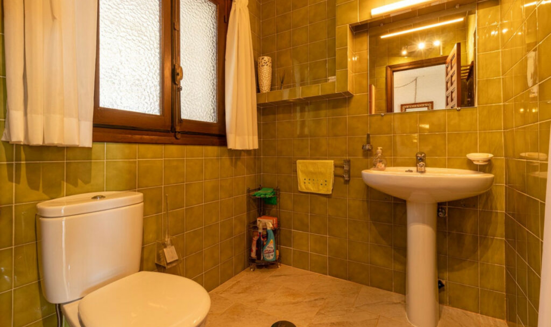 Resale - House -
Mijas
