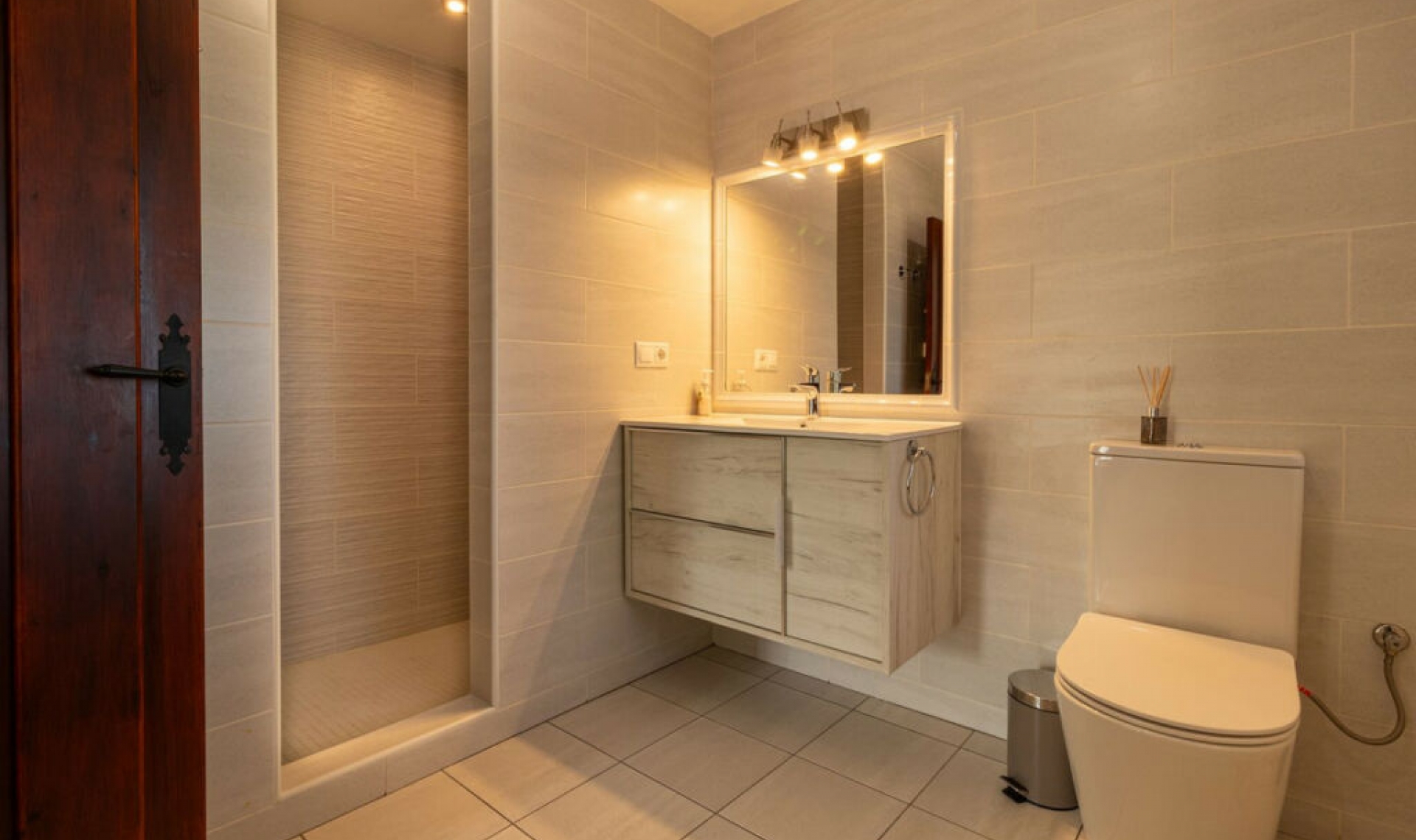 Resale - House -
Mijas