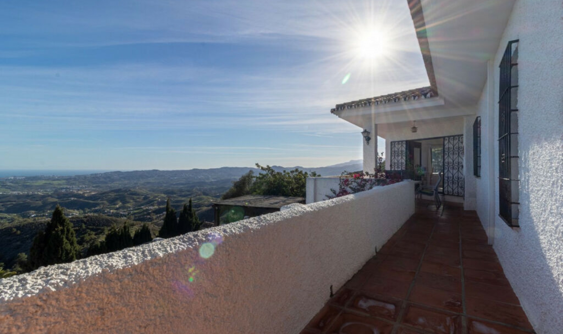 Resale - House -
Mijas