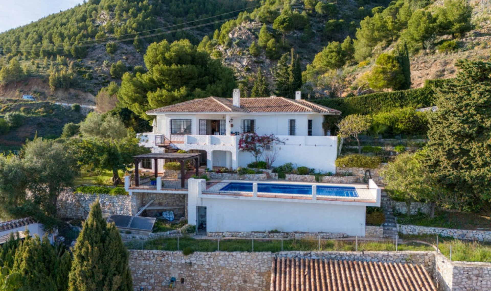 Resale - House -
Mijas