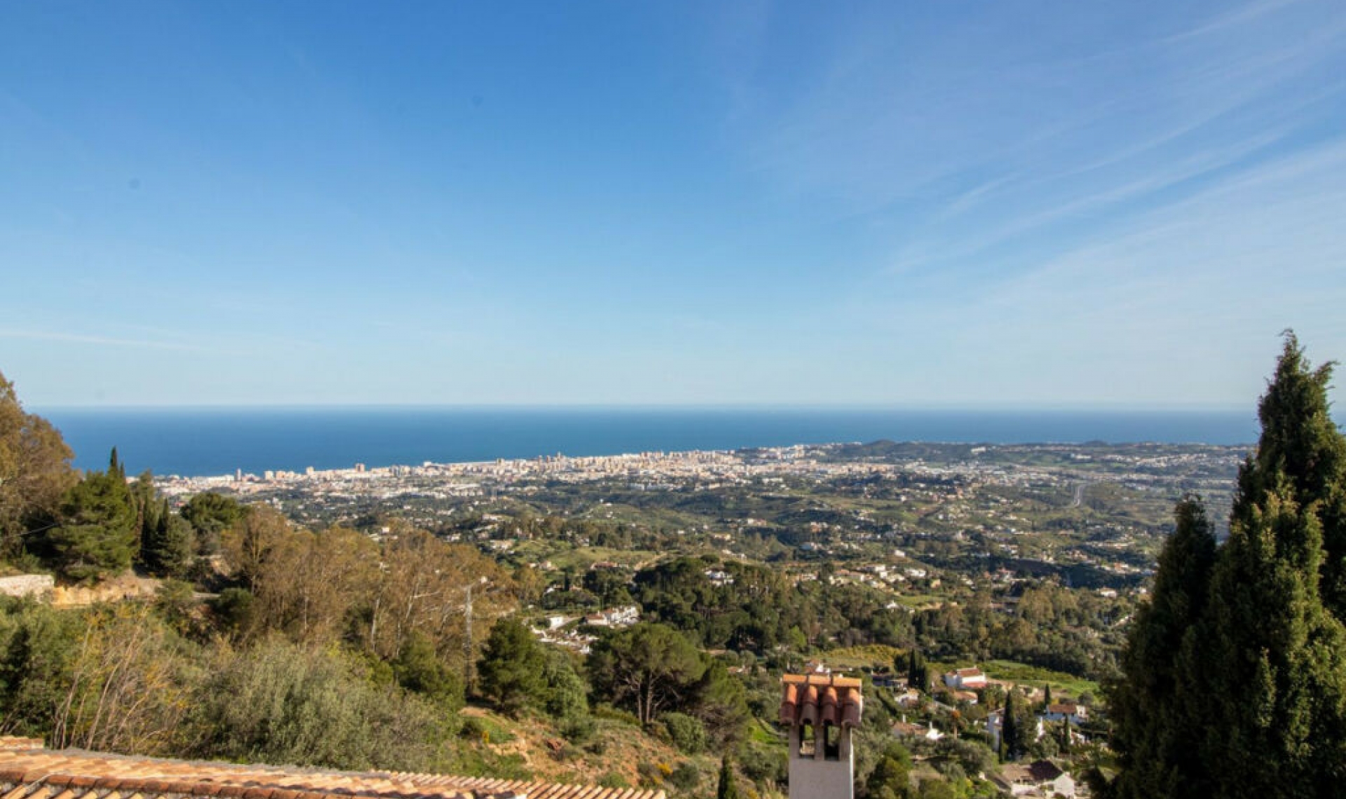 Resale - House -
Mijas