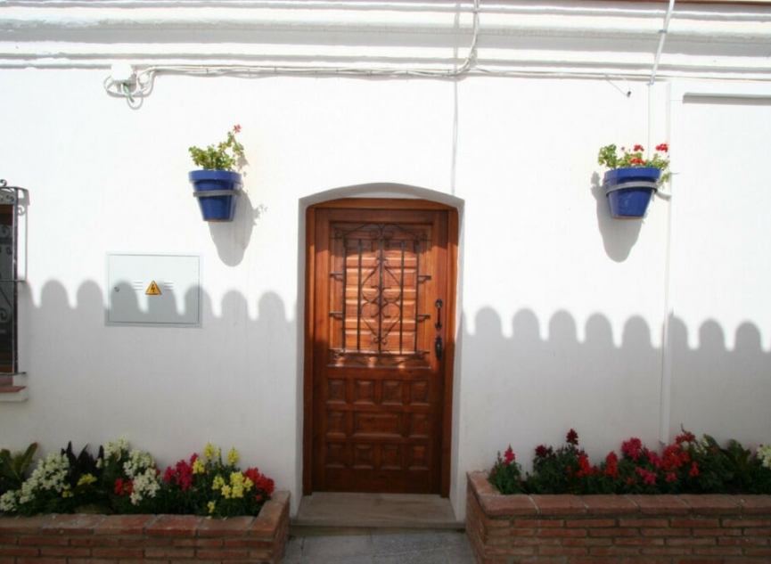 Resale - House -
Mijas
