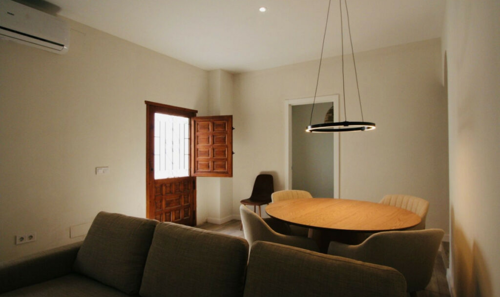 Resale - House -
Mijas