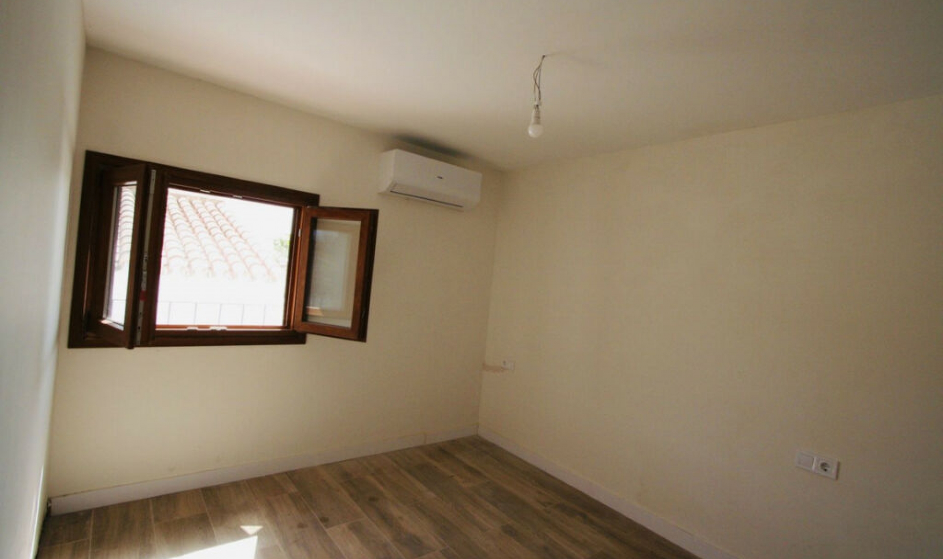 Resale - House -
Mijas