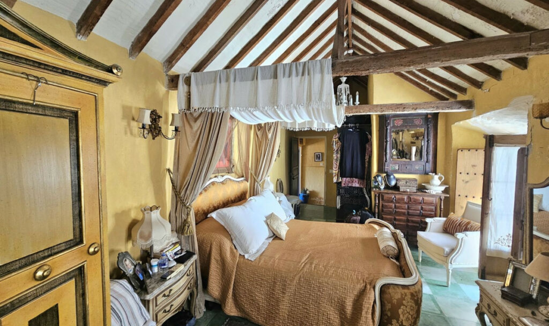 Resale - House -
Mijas