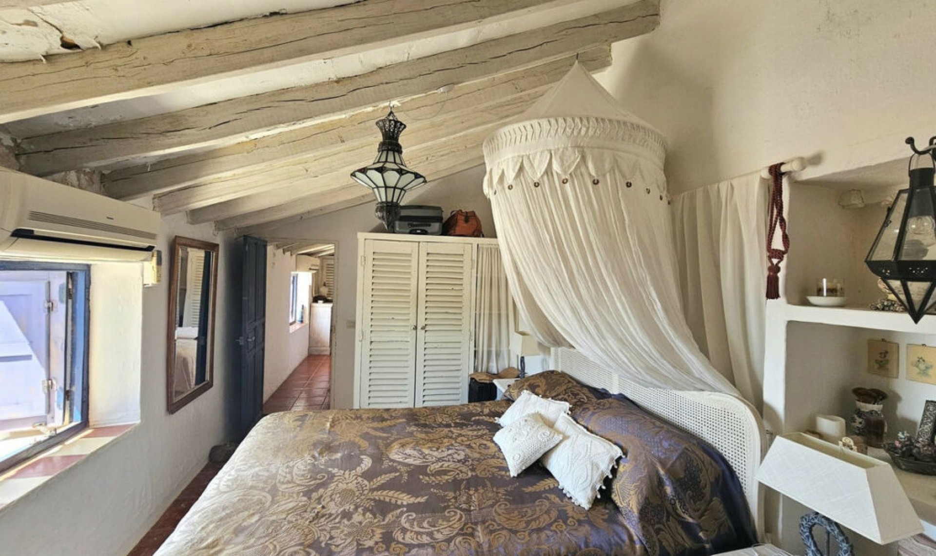 Resale - House -
Mijas