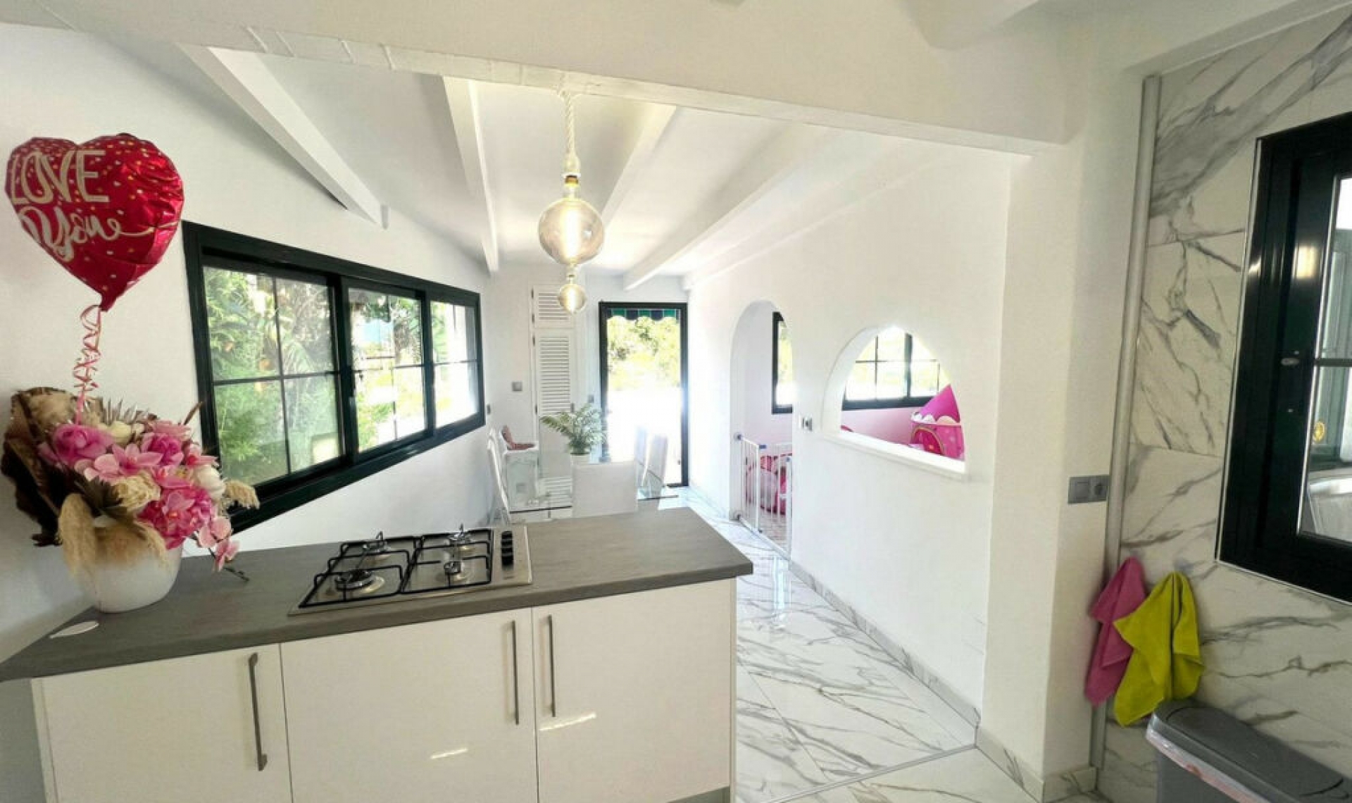 Resale - House -
Mijas