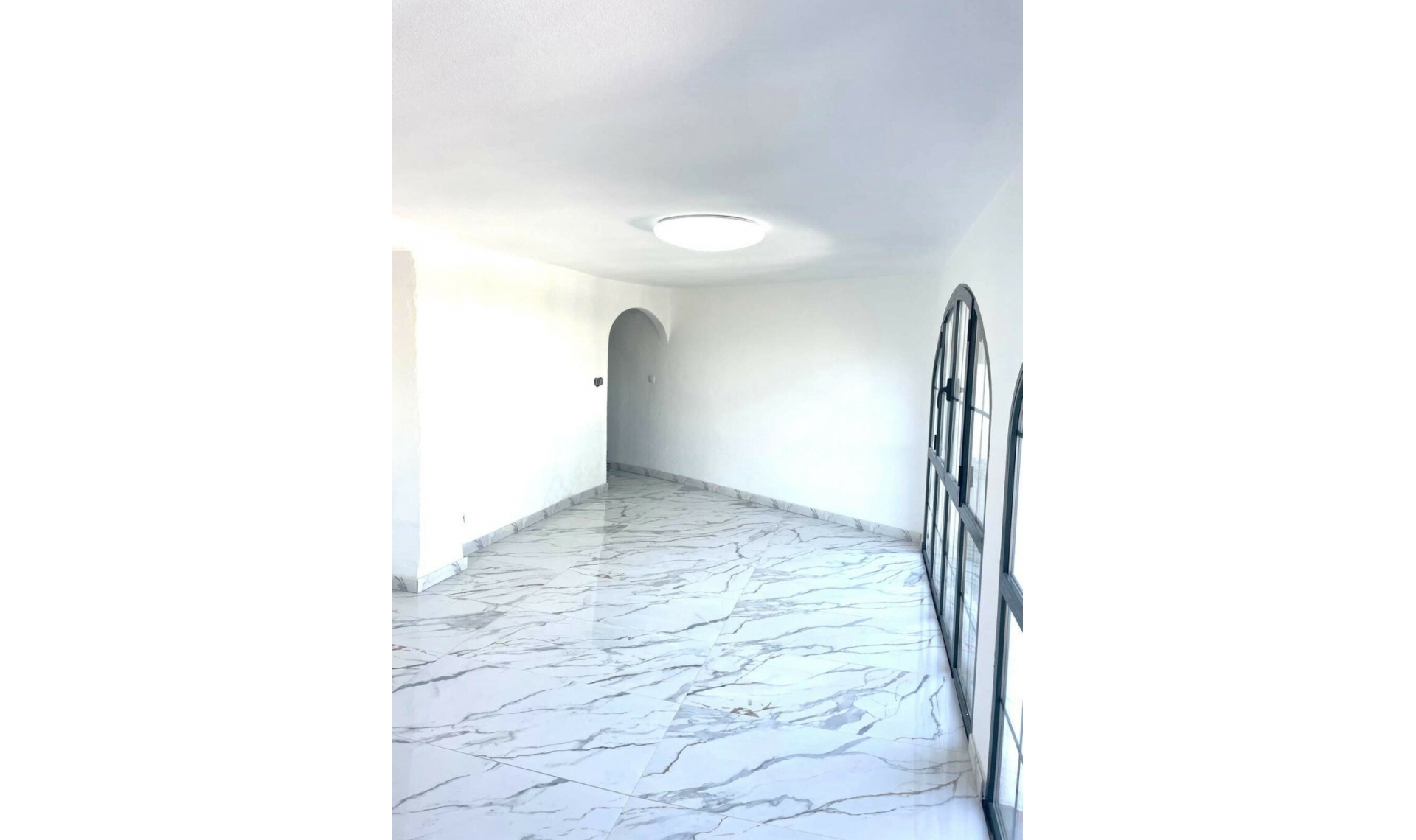 Resale - House -
Mijas