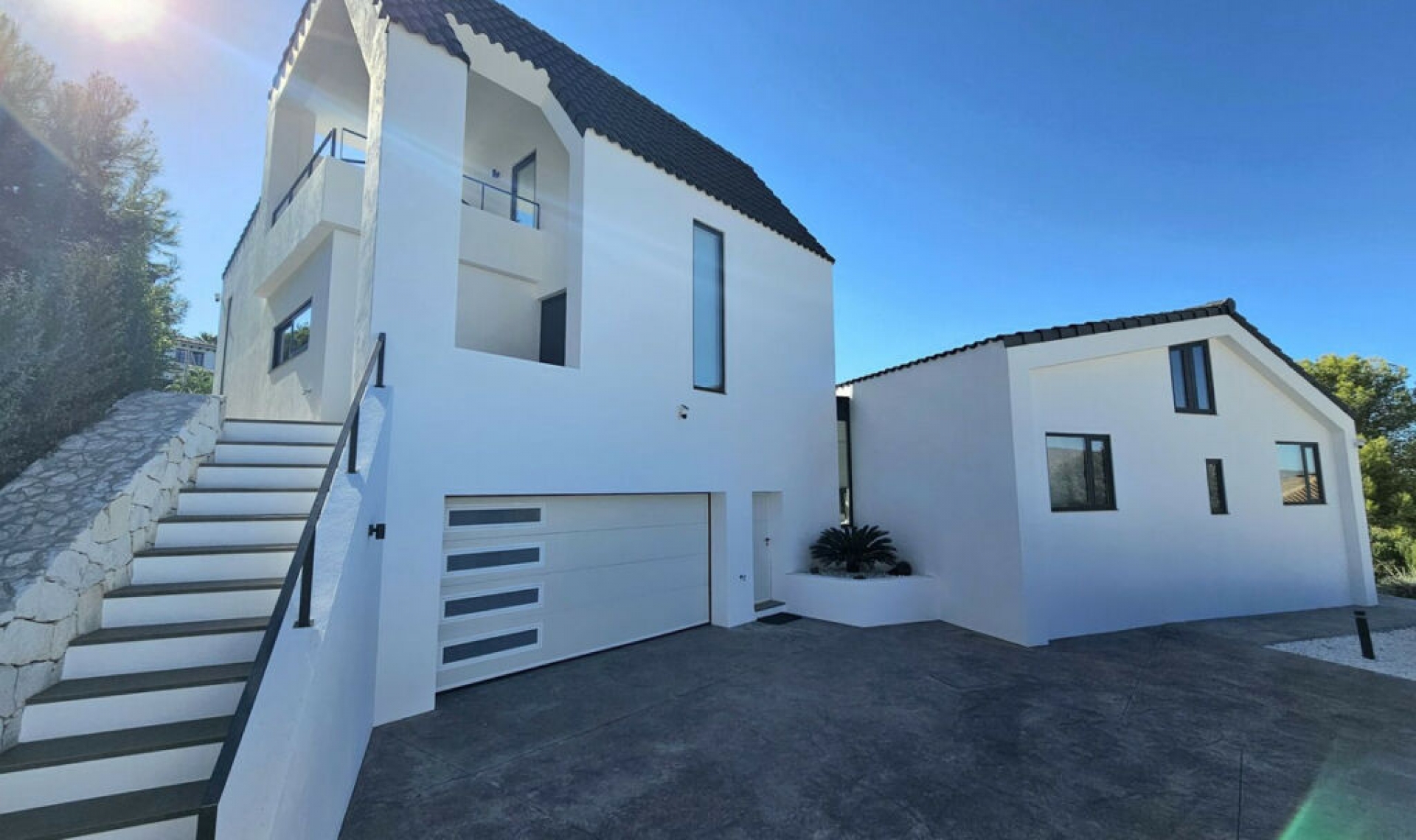 Resale - House -
Mijas