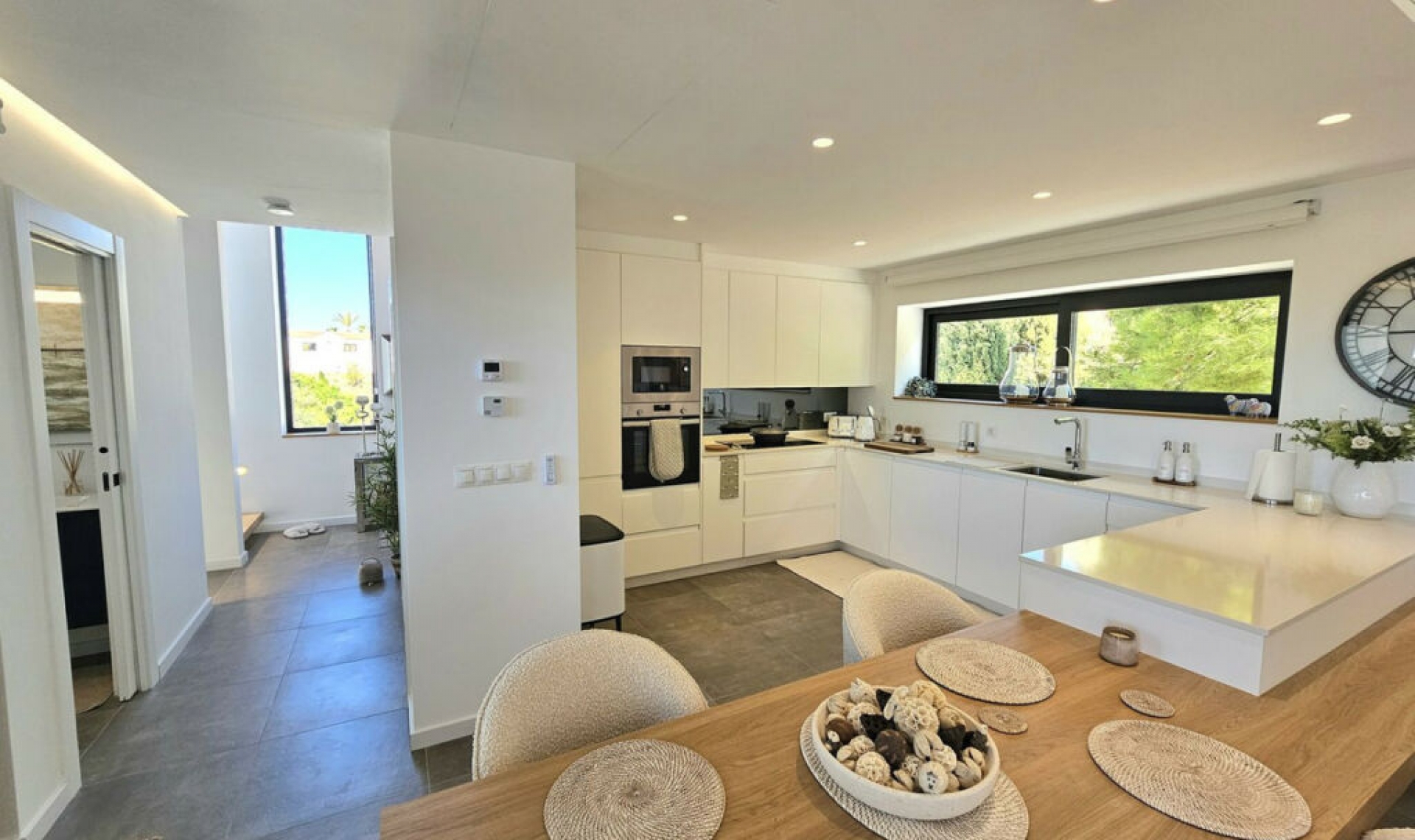 Resale - House -
Mijas