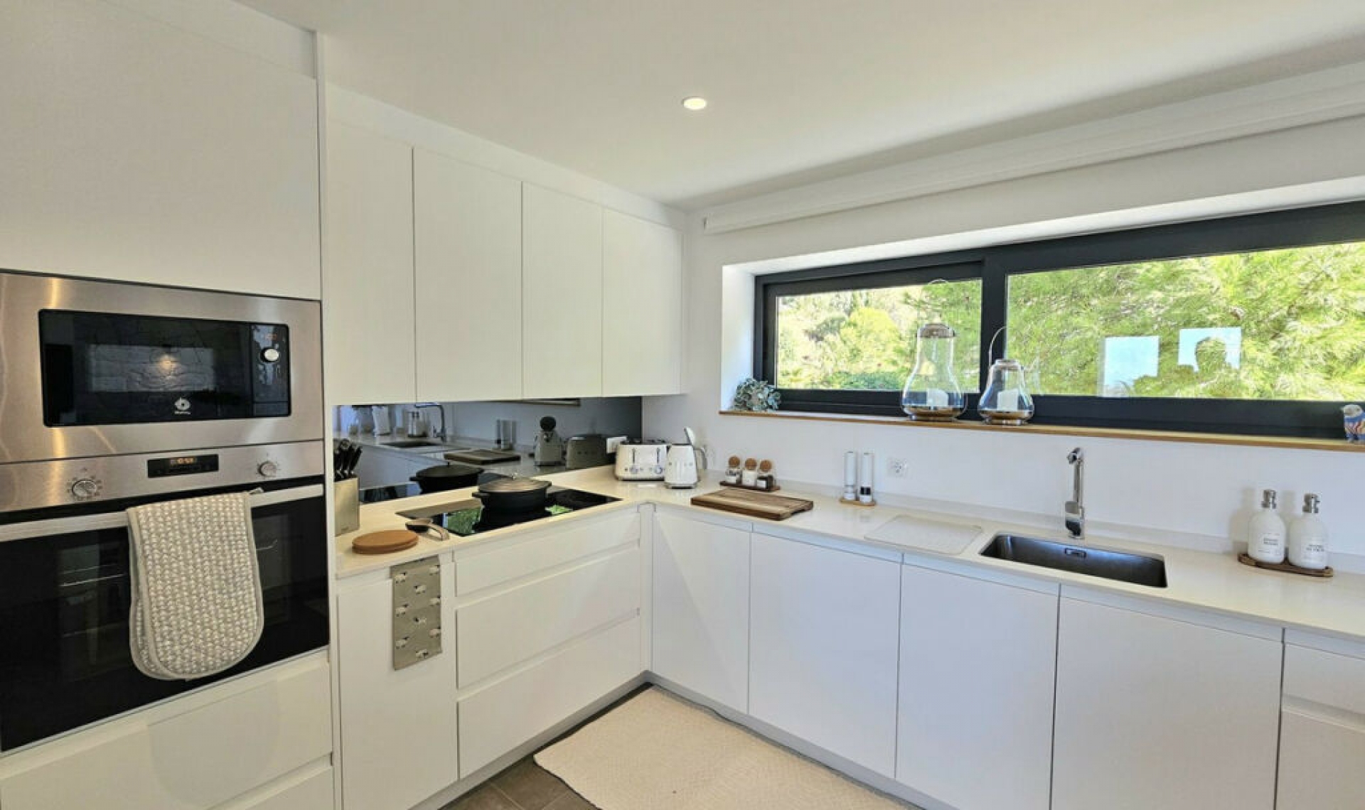 Resale - House -
Mijas