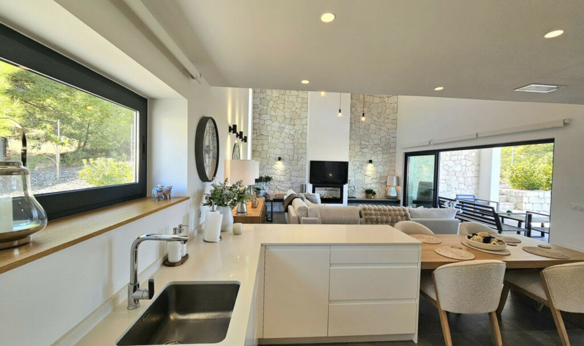 Resale - House -
Mijas