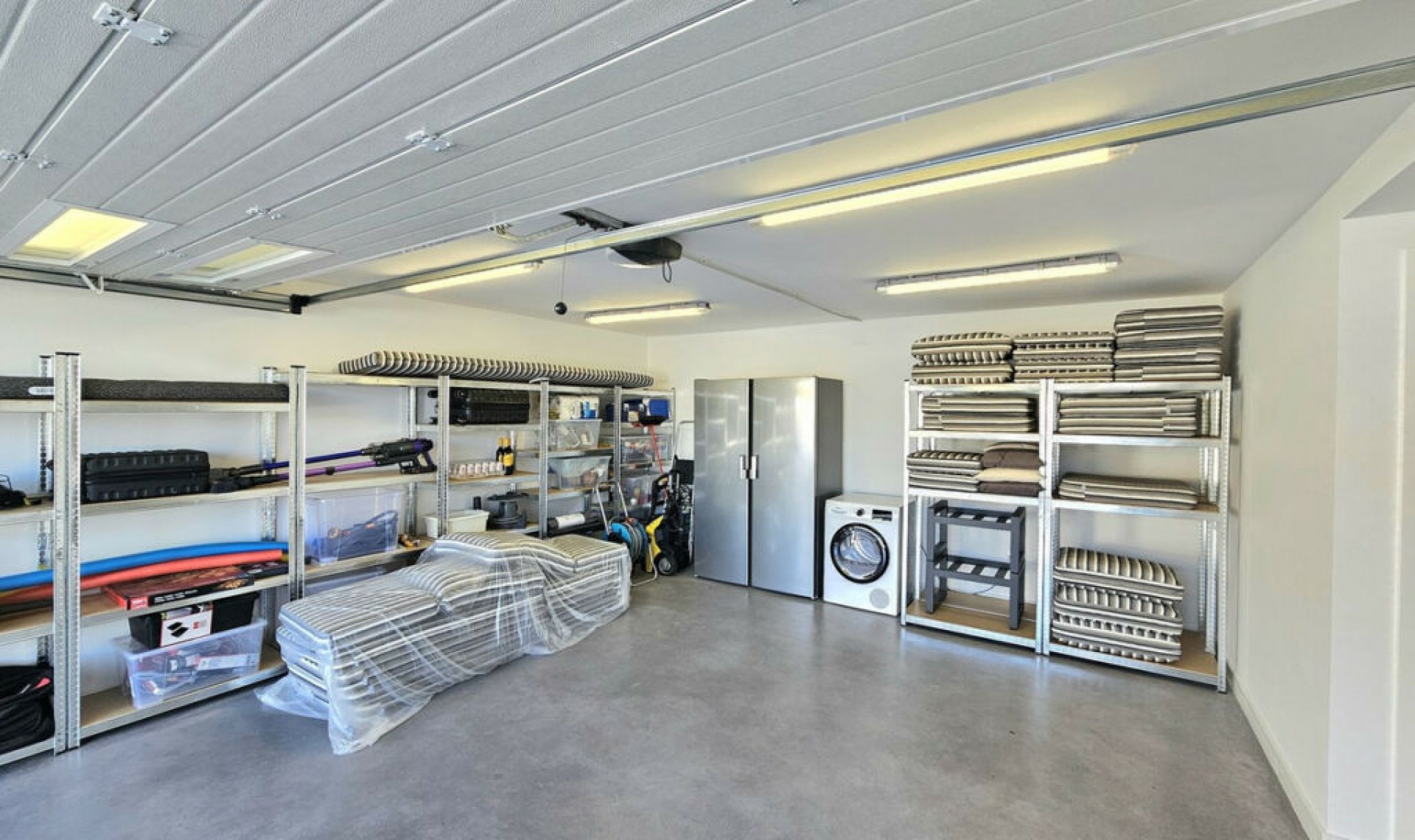 Resale - House -
Mijas