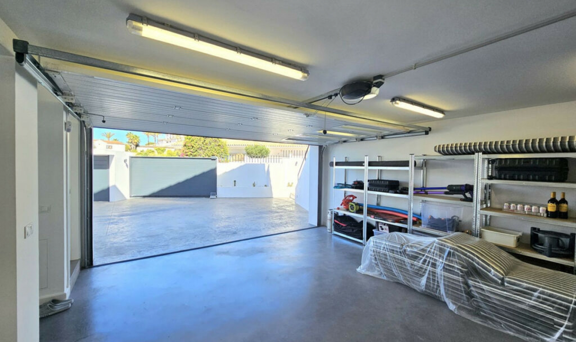 Resale - House -
Mijas