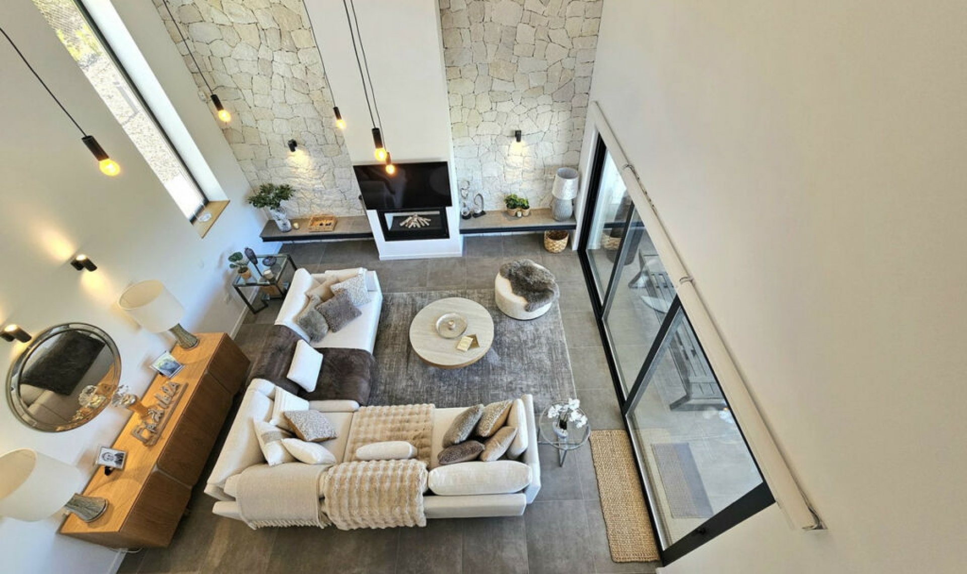Resale - House -
Mijas