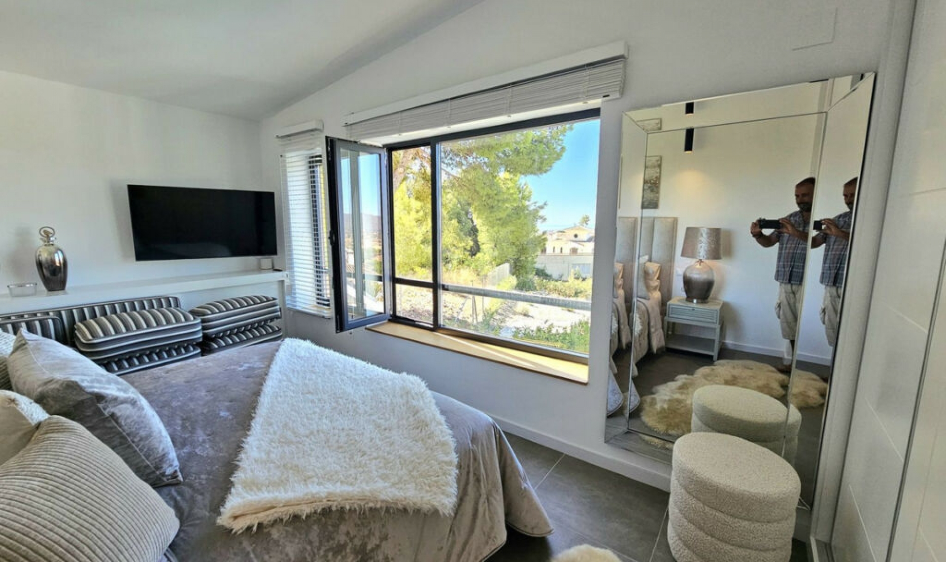 Resale - House -
Mijas
