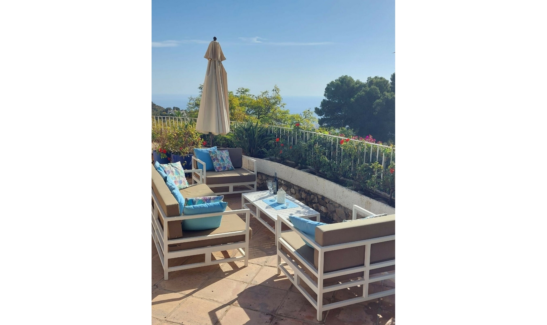 Resale - House -
Mijas