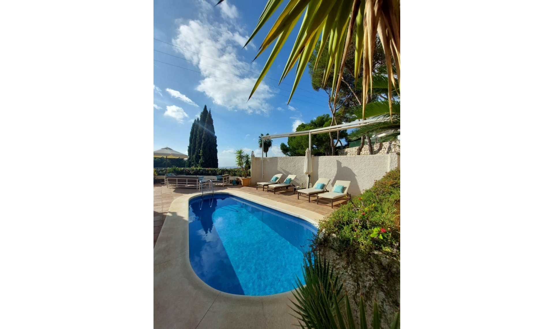Resale - House -
Mijas