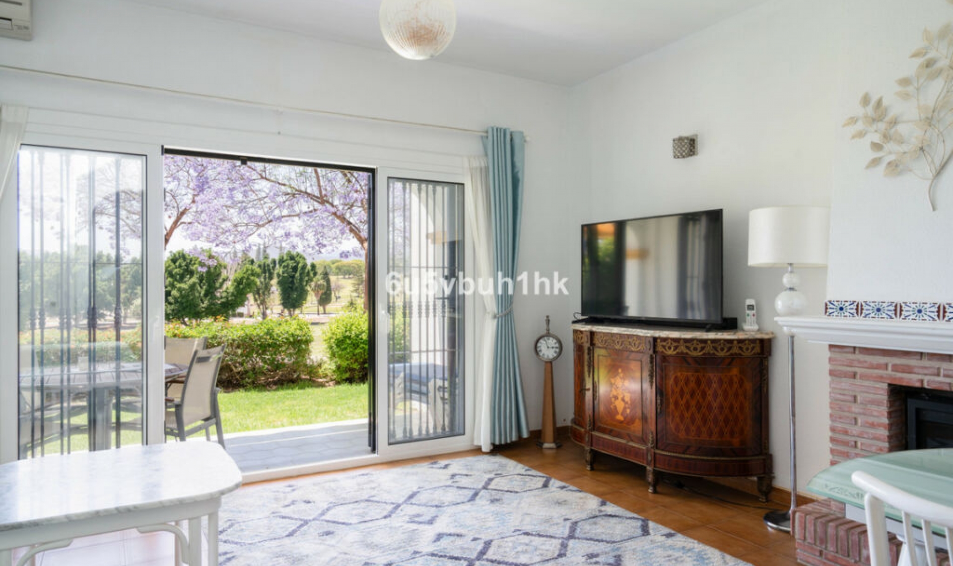 Resale - House -
Mijas