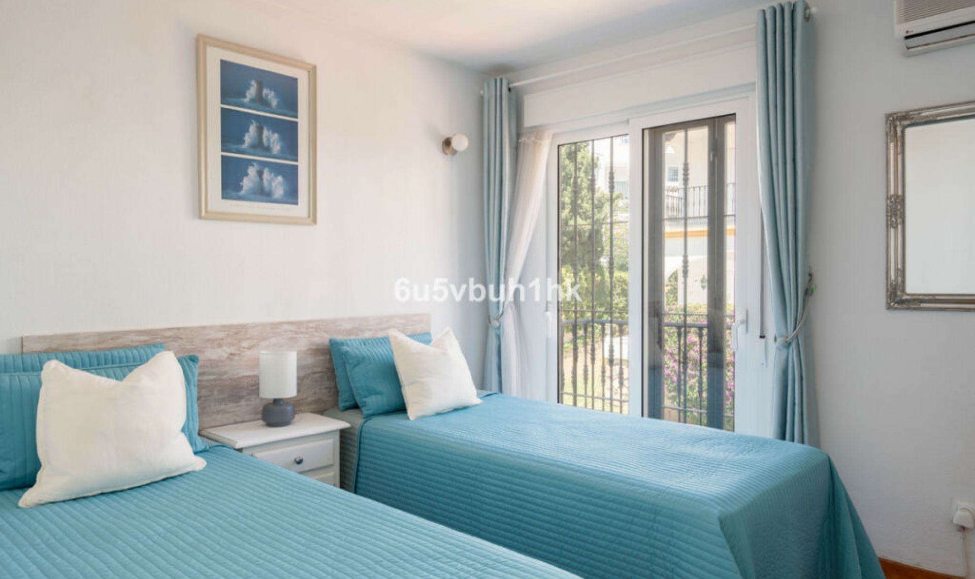 Resale - House -
Mijas