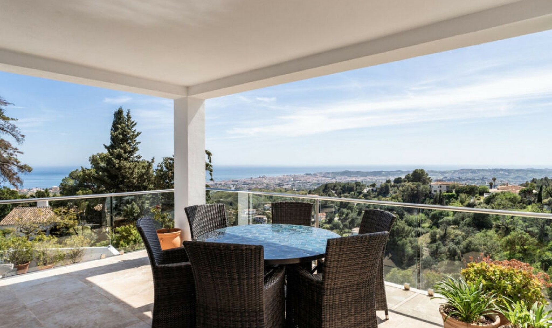 Resale - House -
Mijas