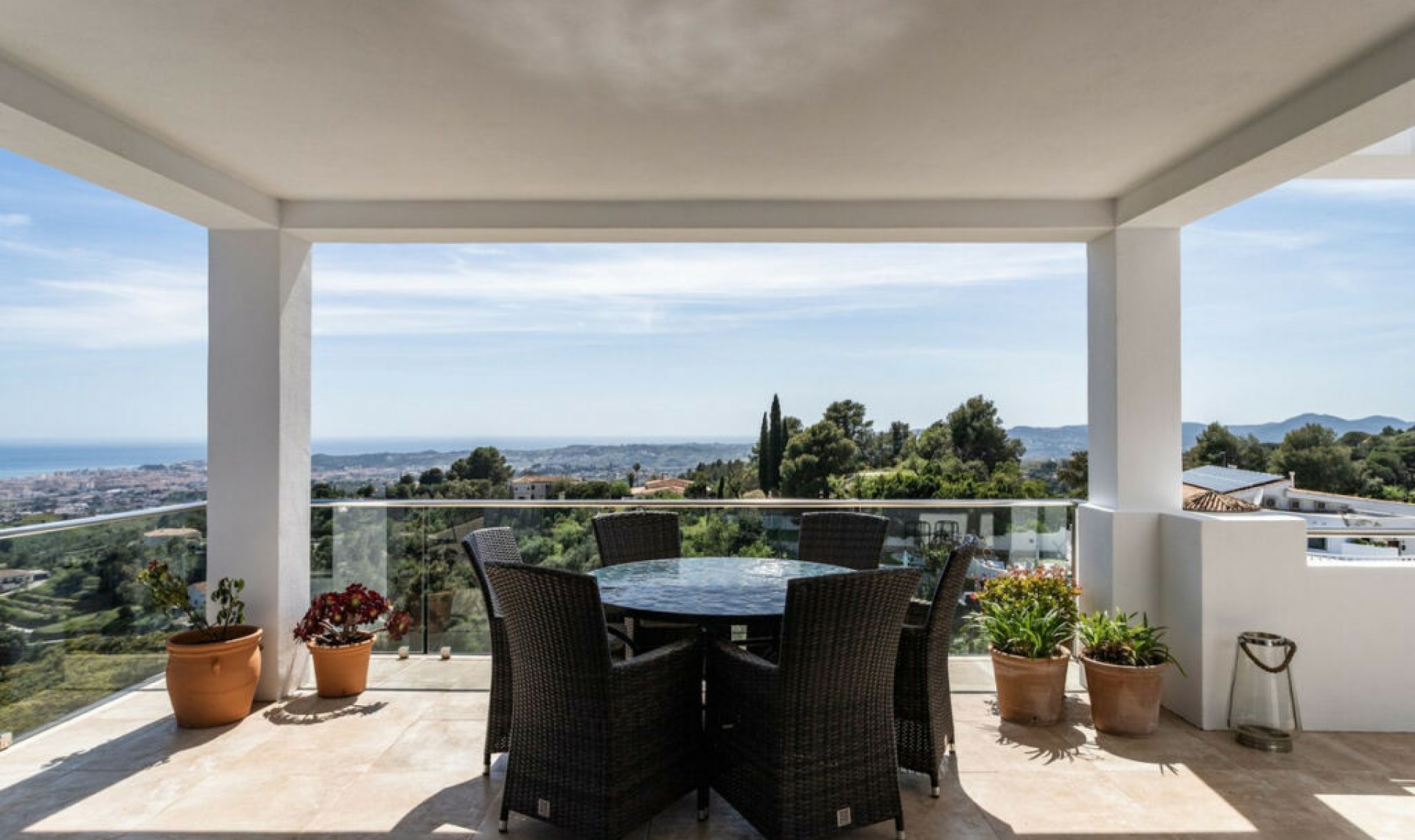 Resale - House -
Mijas