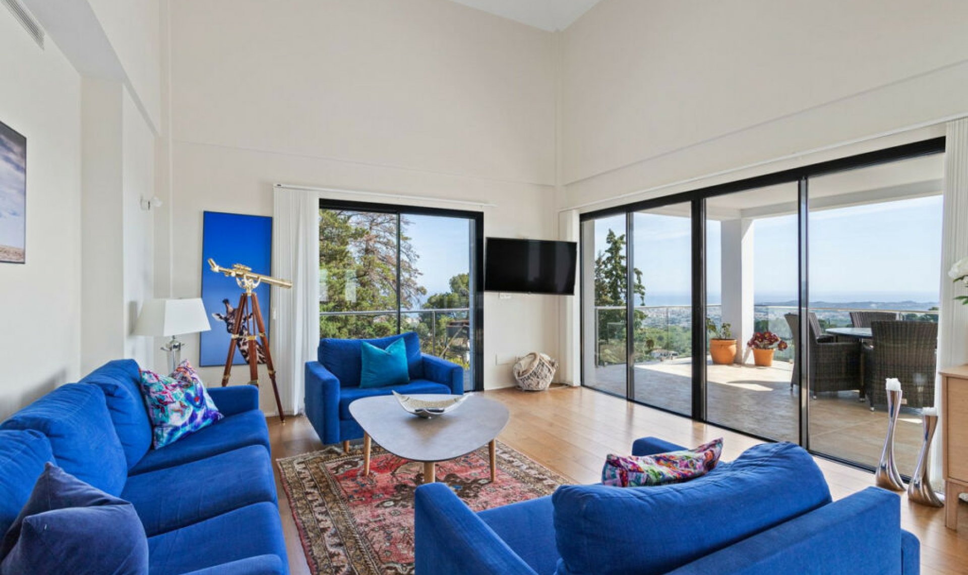 Resale - House -
Mijas