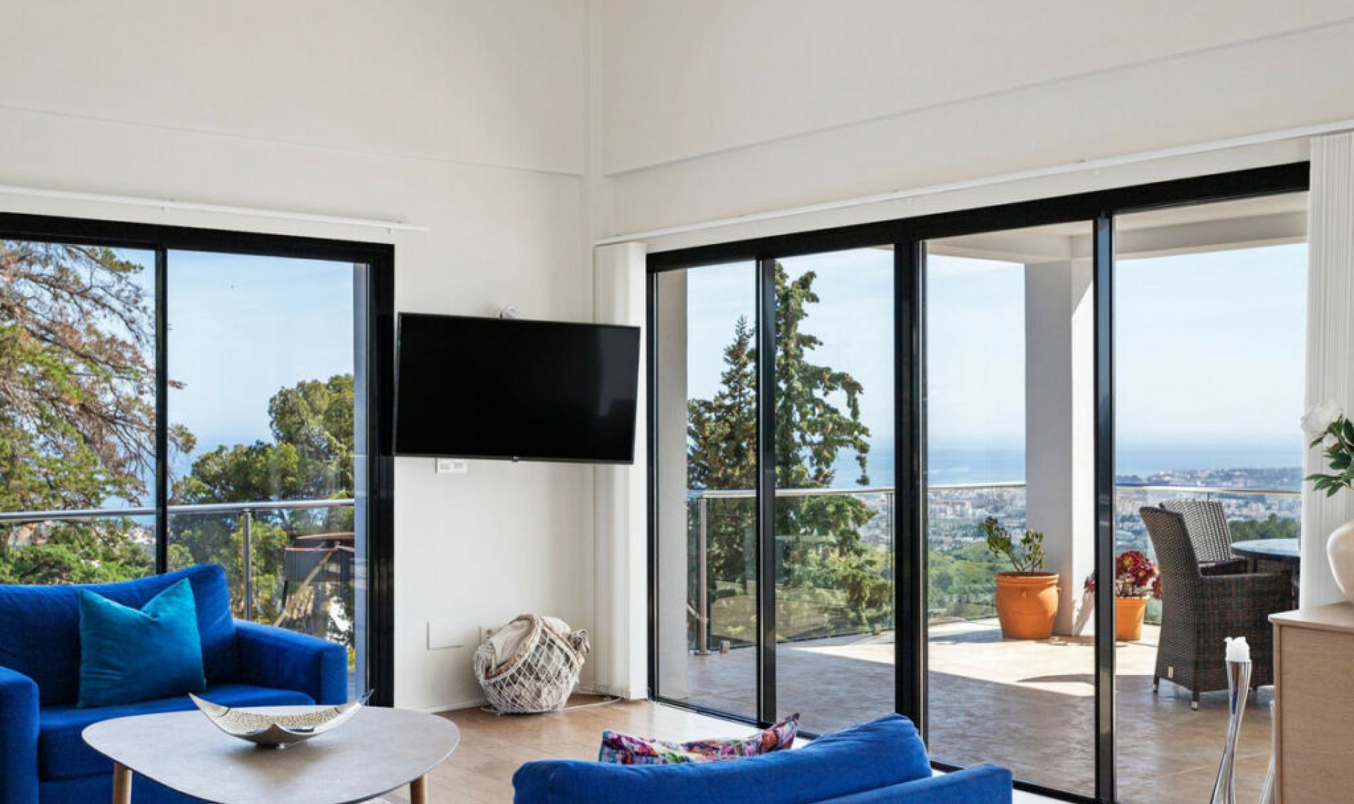 Resale - House -
Mijas