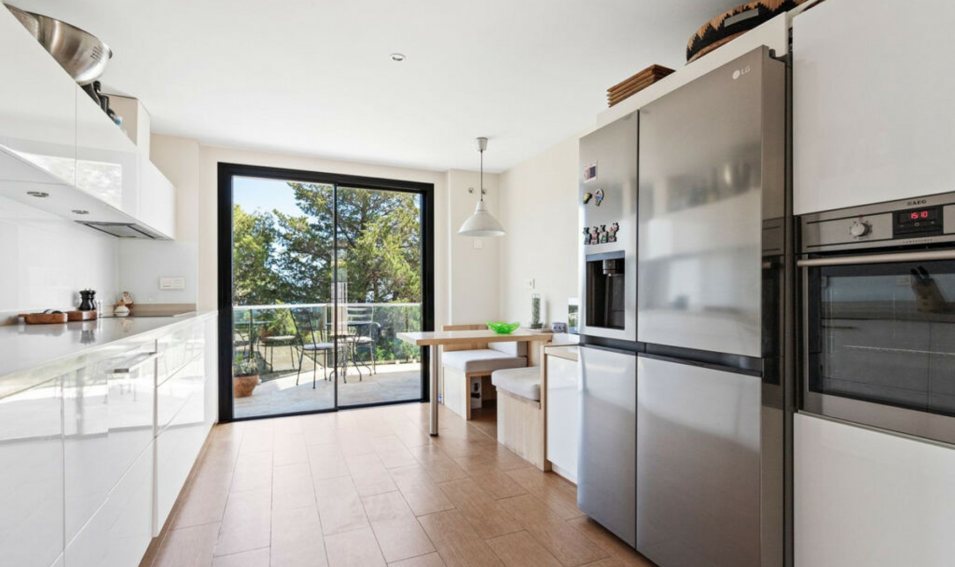Resale - House -
Mijas